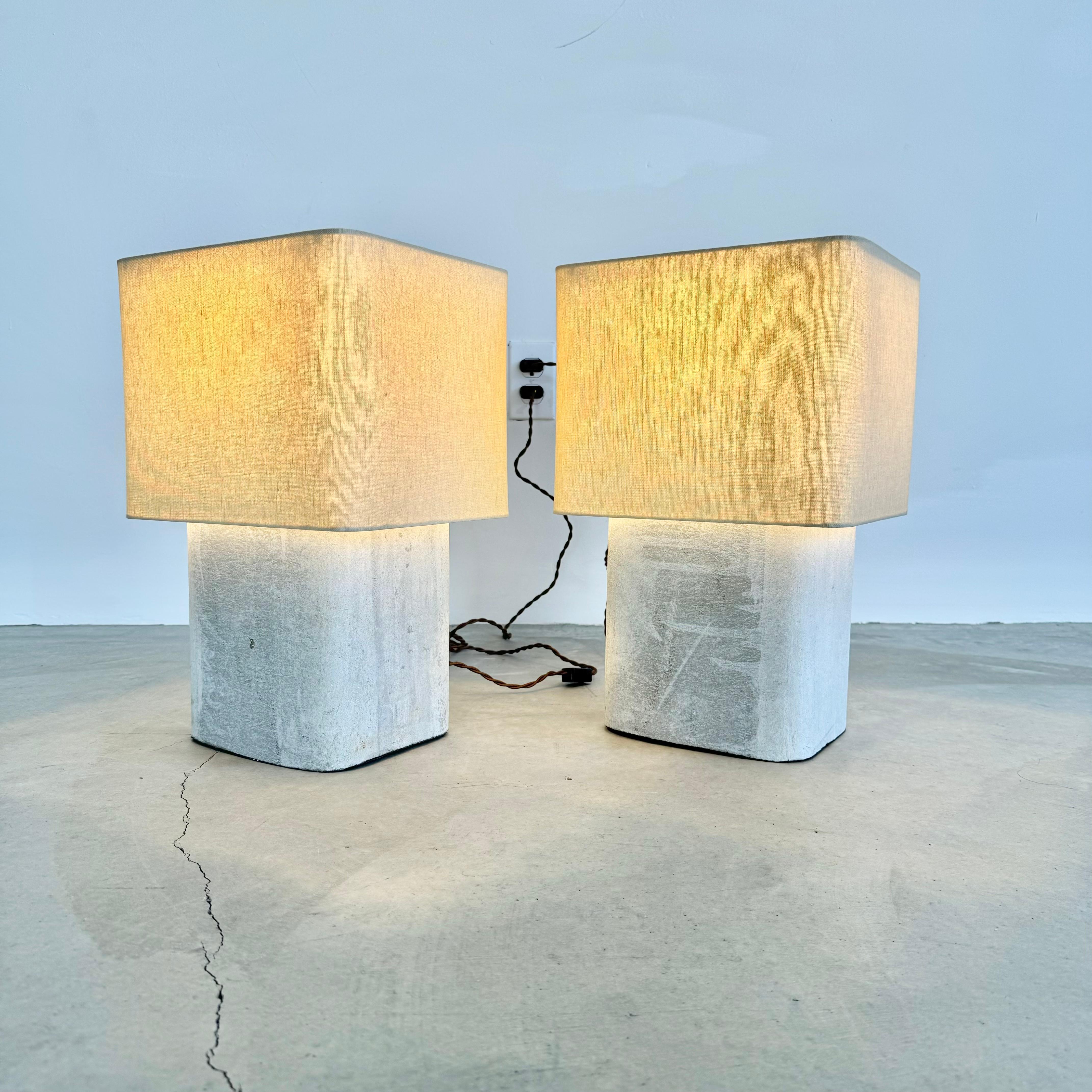 Paire de lampes de bureau Willy Guhl en béton, années 1960, Suisse en vente 9