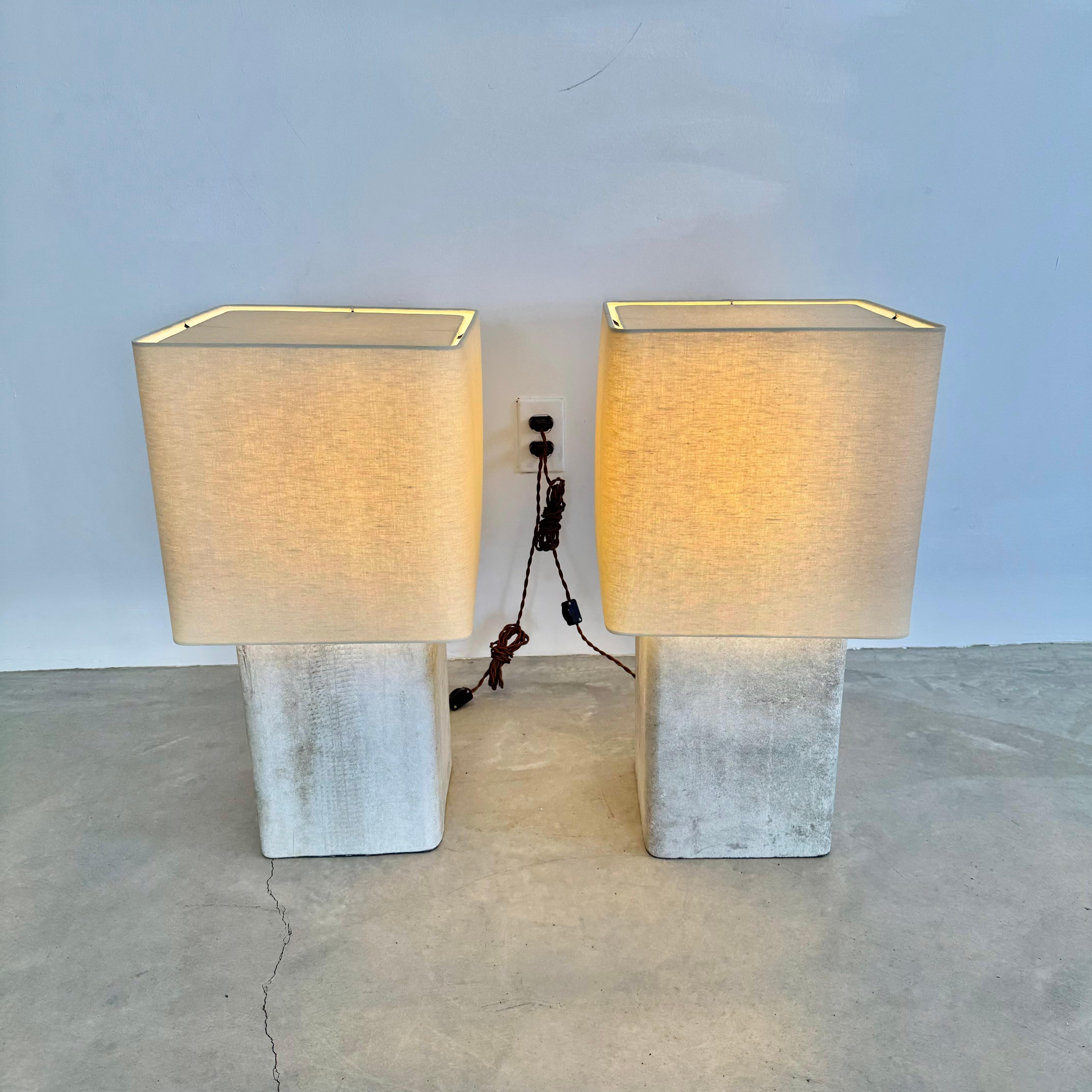 Paar Willy Guhl- Beton-Tischlampen, Schweiz, 1960er Jahre im Angebot 11