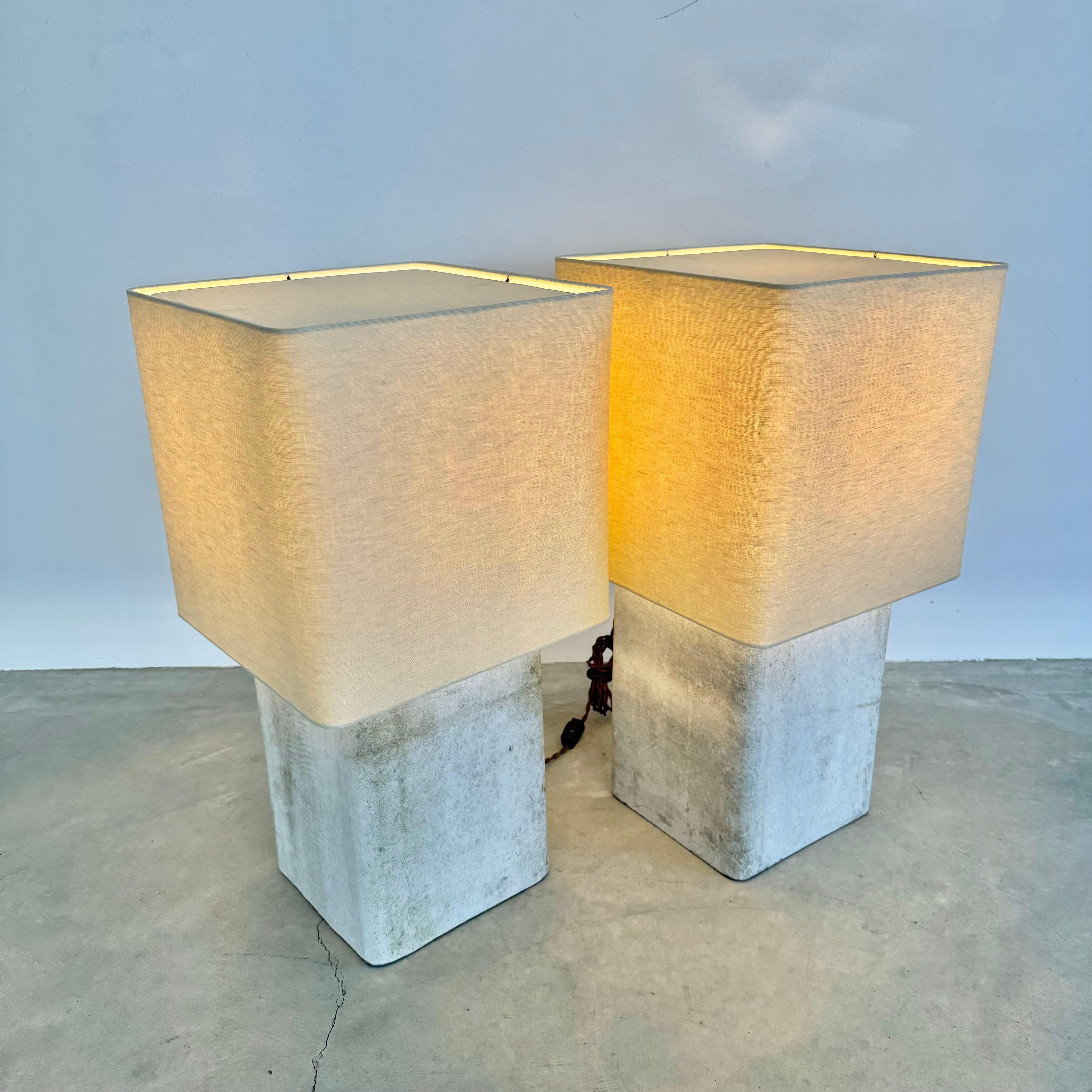 Paar Willy Guhl- Beton-Tischlampen, Schweiz, 1960er Jahre im Angebot 1