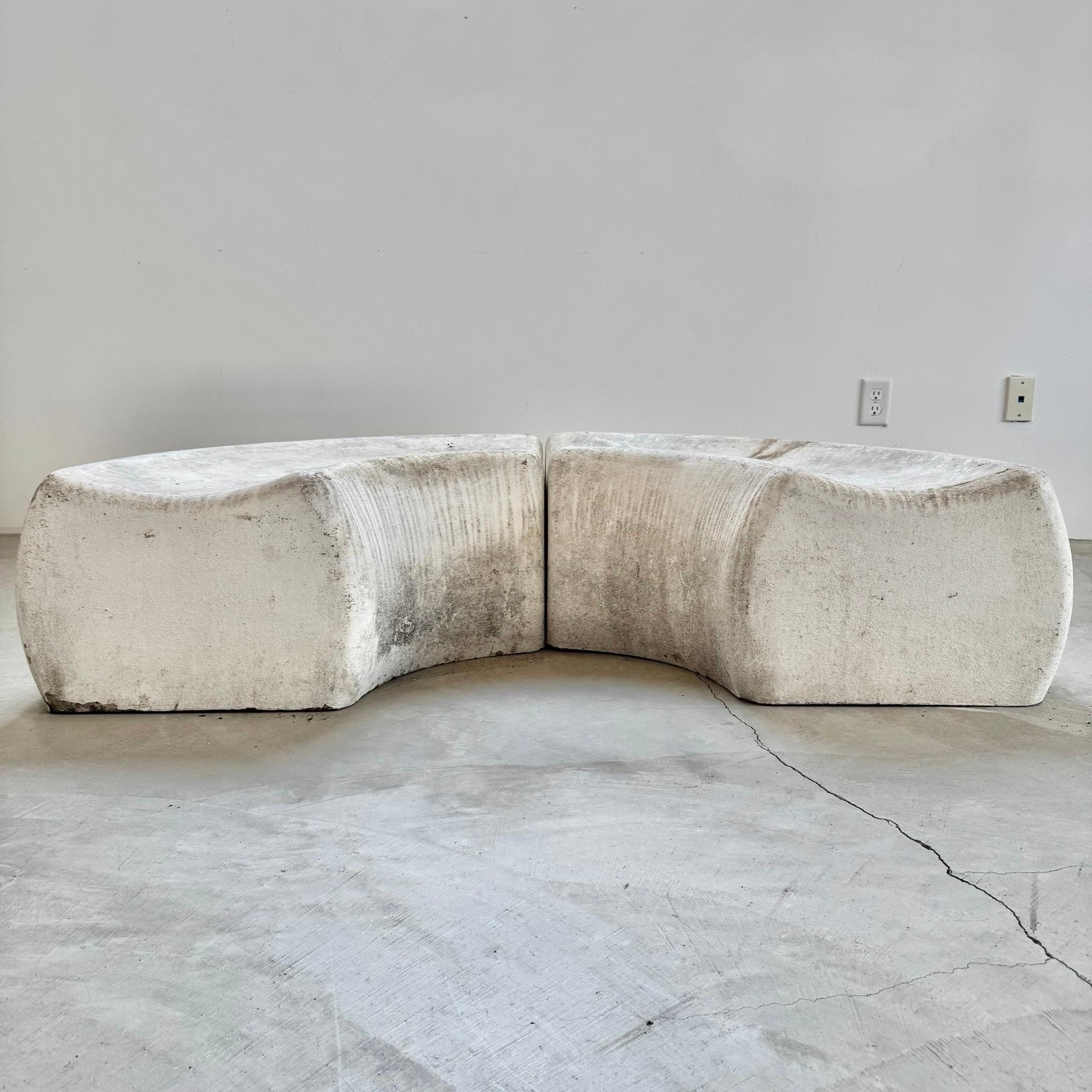 Paire de bancs en béton incurvés Willy Guhl, années 1960, Suisse Bon état - En vente à Los Angeles, CA