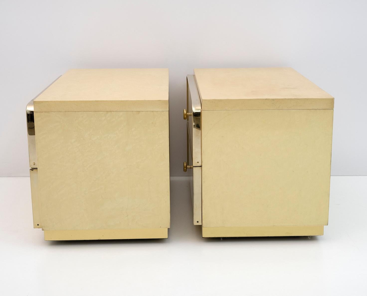 Pair of Willy Rizzo Style Italian Maple Wood and Brass Night Stands, 1980s 1