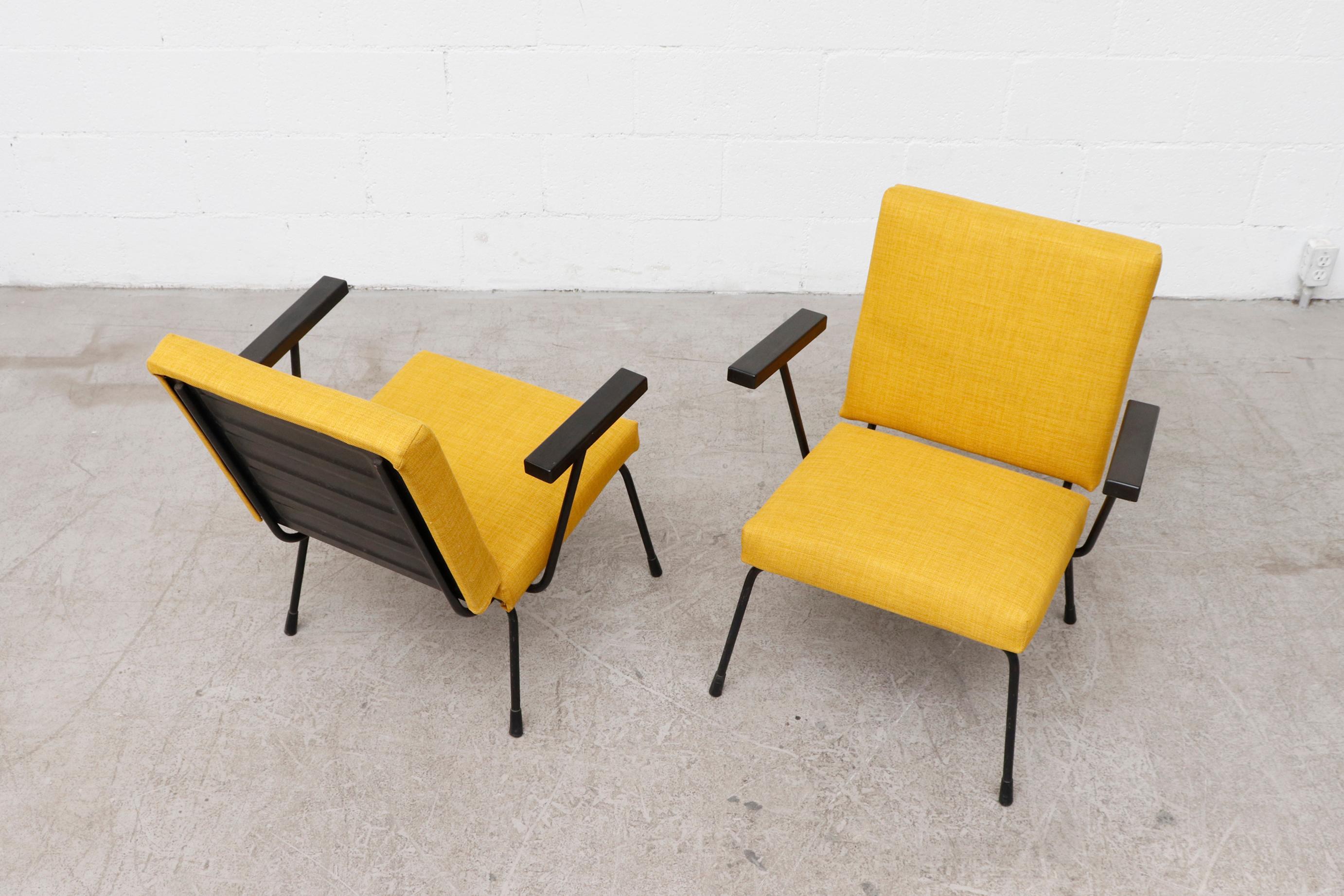 Dutch Pair of Wim Rietveld No 1401 Chairs for Gispen