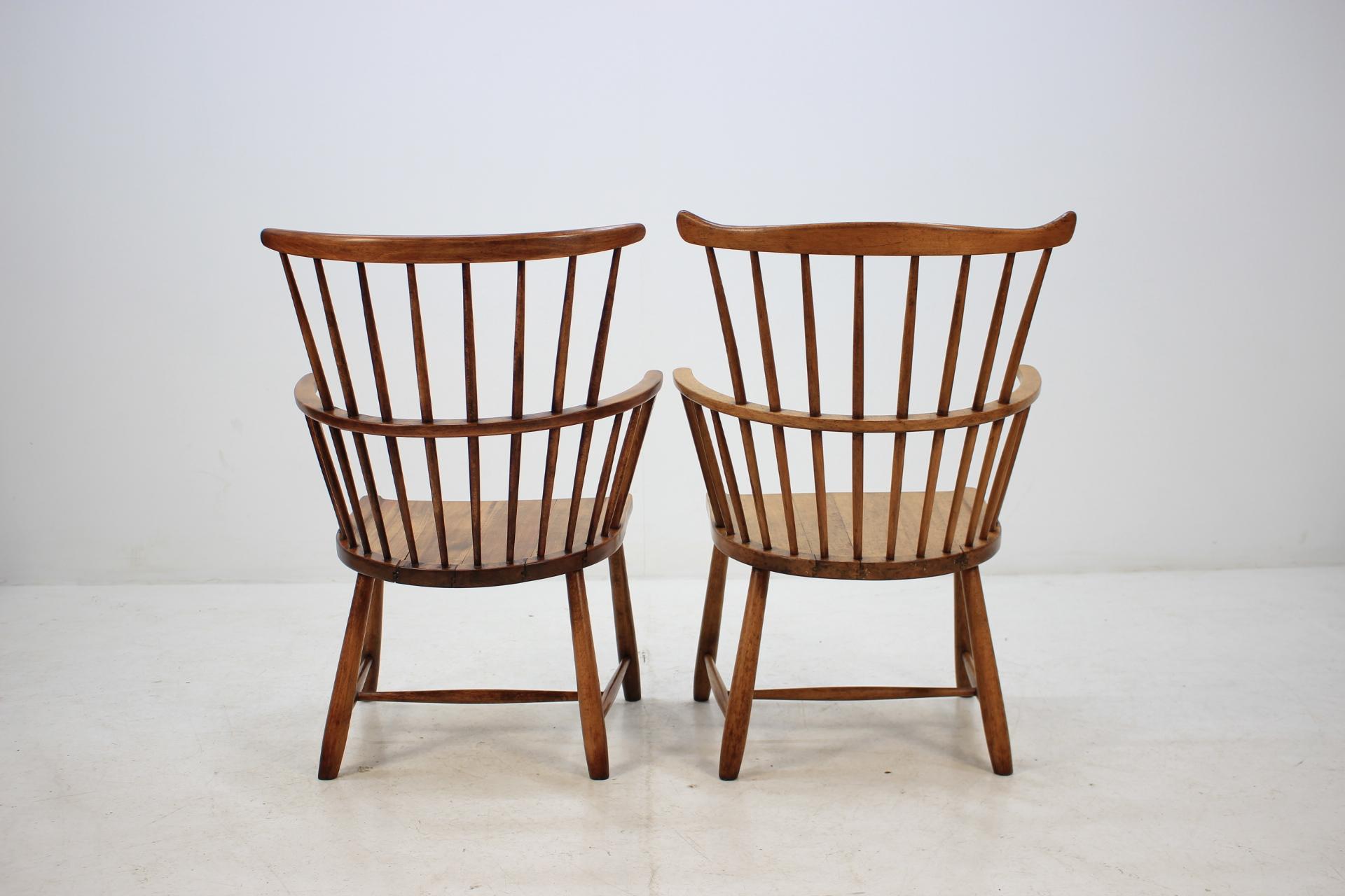 Mid-Century Modern Pair of Windsors Chairs by Ove Bolt for Fritz Hansen, 1950s