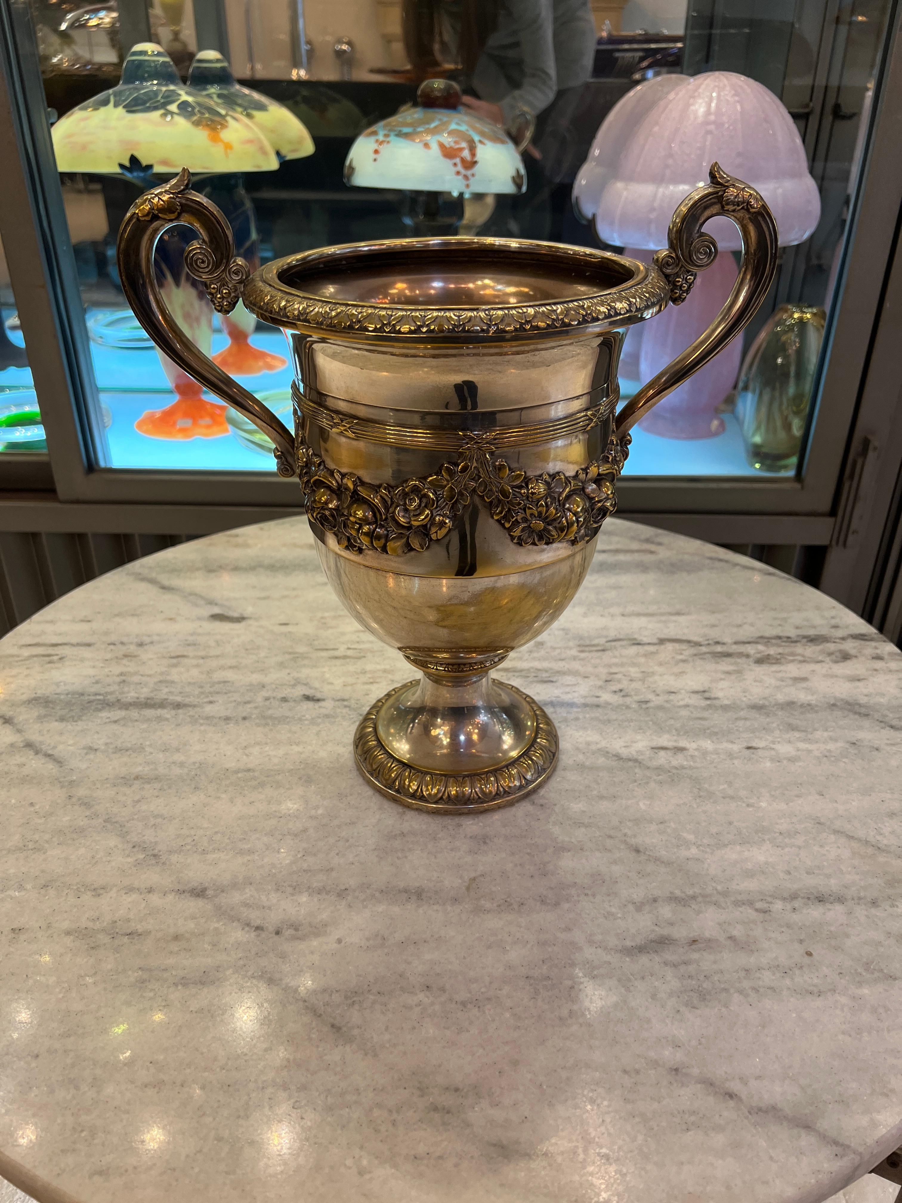 Can be re-silvered or gilded
If you have any questions we are at your disposal.
Pushing the button that reads 'View All From Seller'. And you can see more objects to the style for sale.
Why are there so many antiques in Argentina?
In the 1880 – 1940