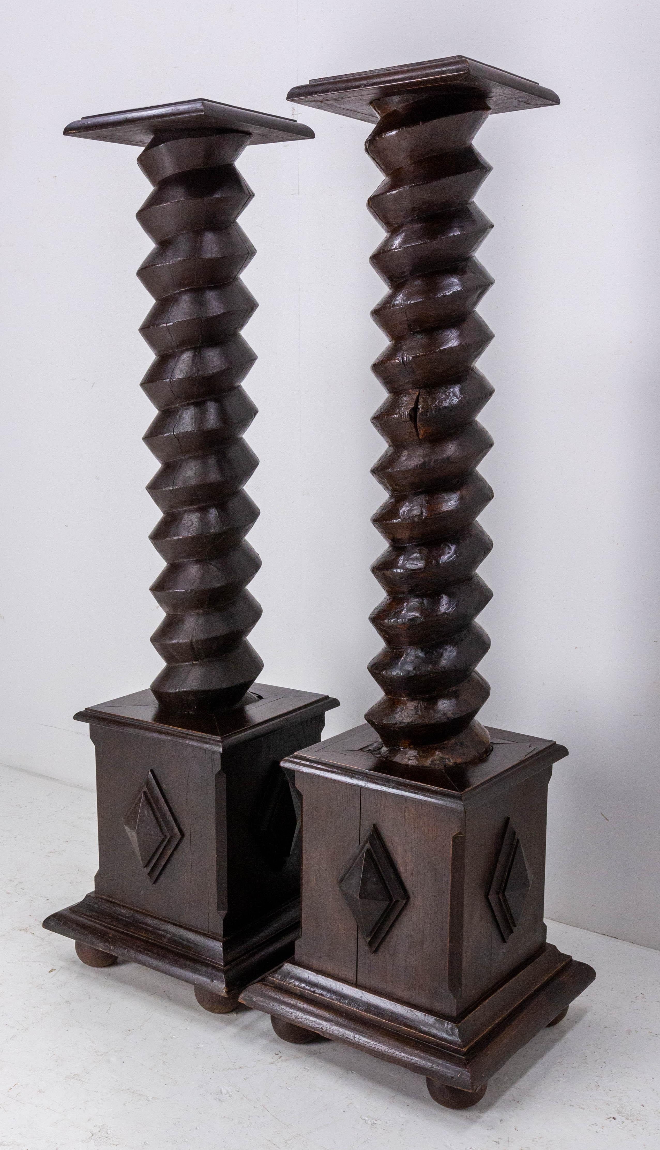 Pair of french pedestals wine press screws
Brutalist style
Very stylish
Dimensions of the top 9.84/9.84 in. (25/25 cm)
Good antique condition: solid and sound
Please see also: 
LU4476222724272 French wine press screw pedestal plant holder,