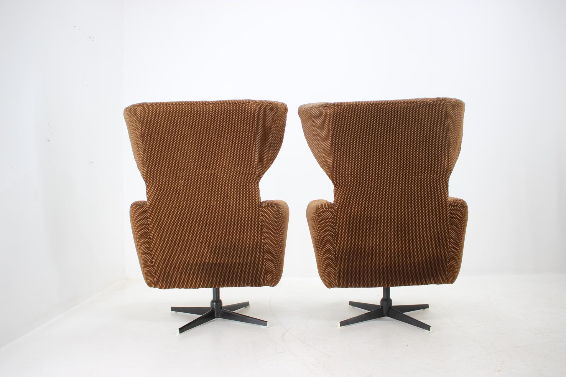Mid-20th Century Pair of Wing Chairs, 1960s
