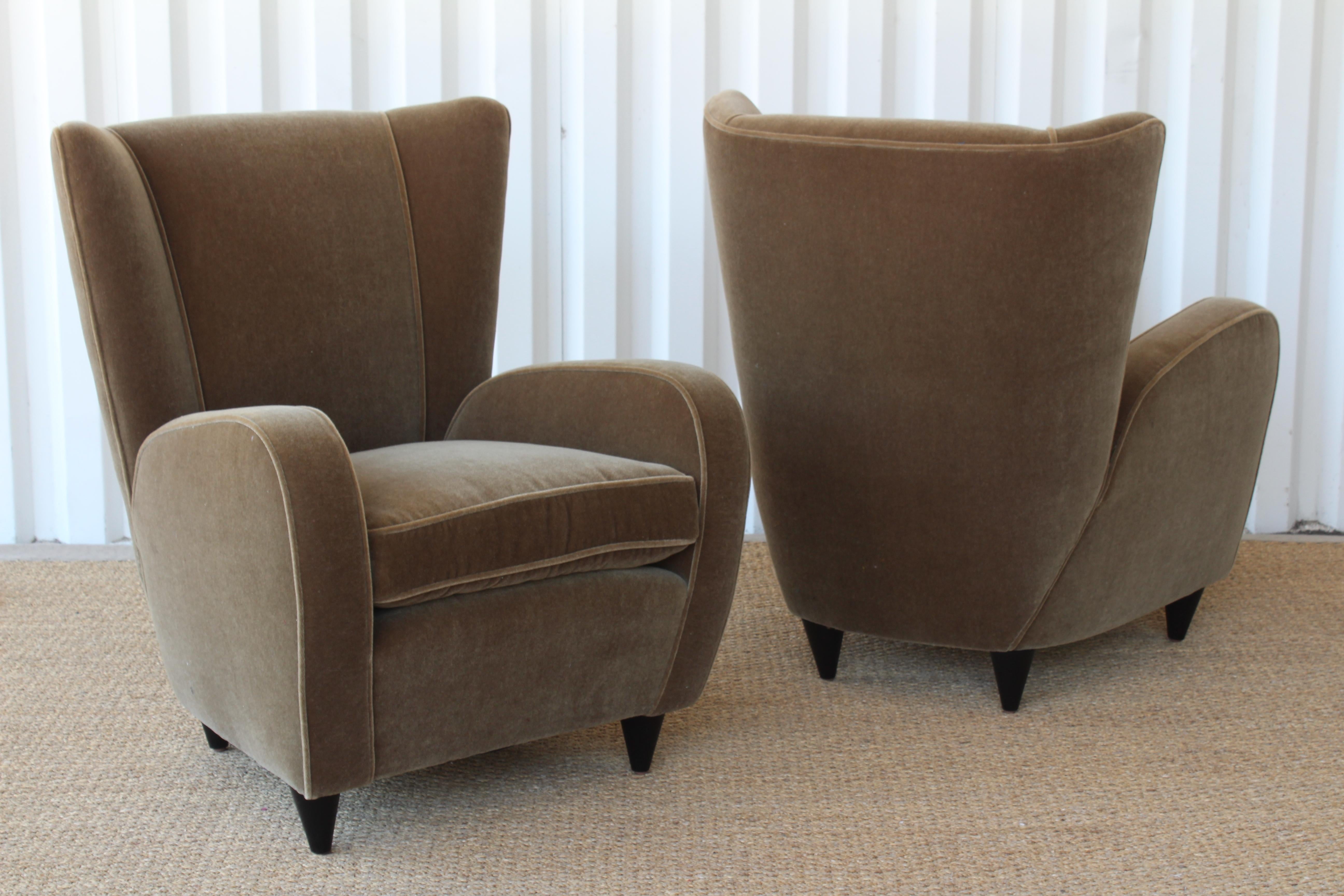 Pair of Wing Chairs by Paolo Buffa, Italy, 1940s 10