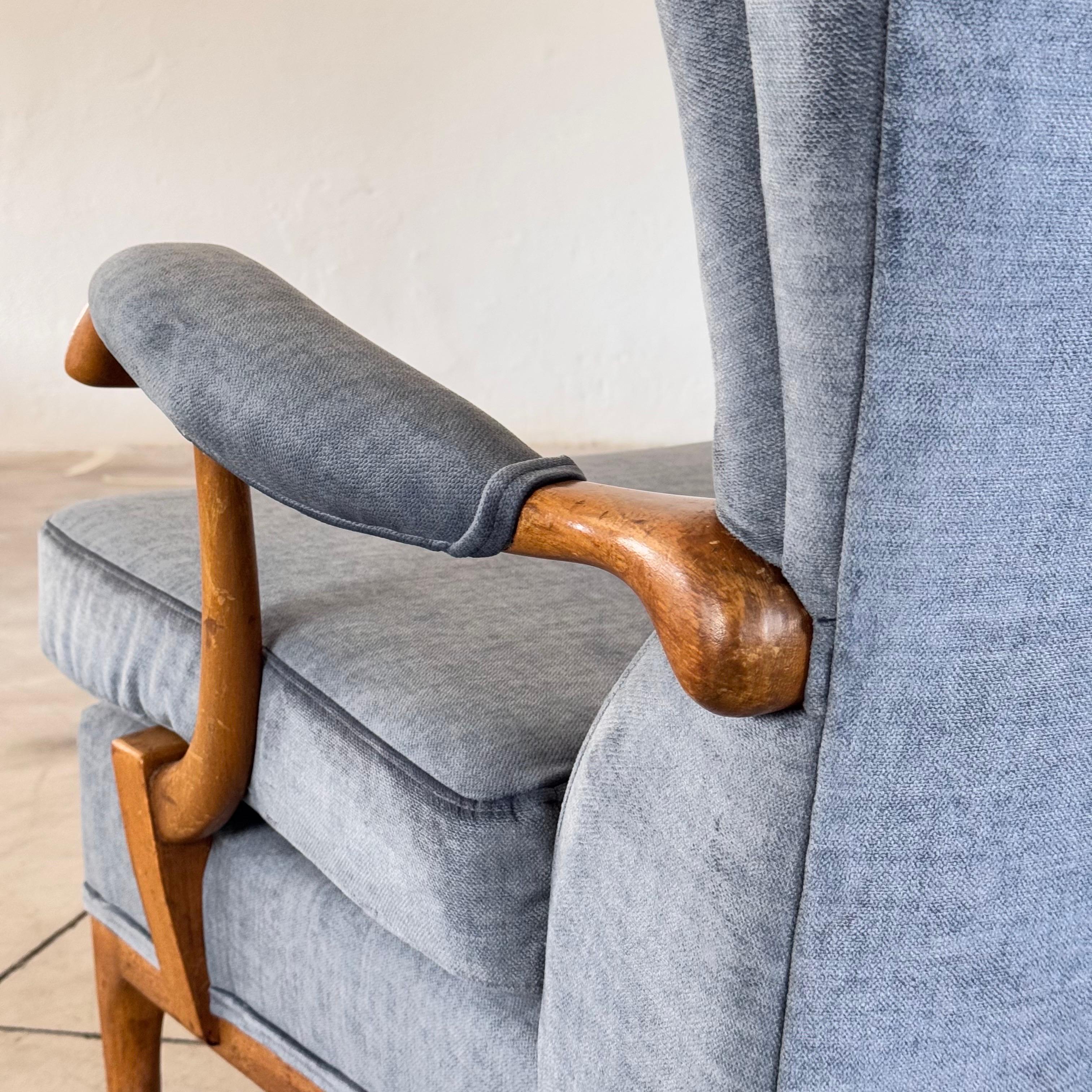 Coppia di poltrone Wingback di Paolo Buffa per Framar, Italia, anni '50 in vendita 9