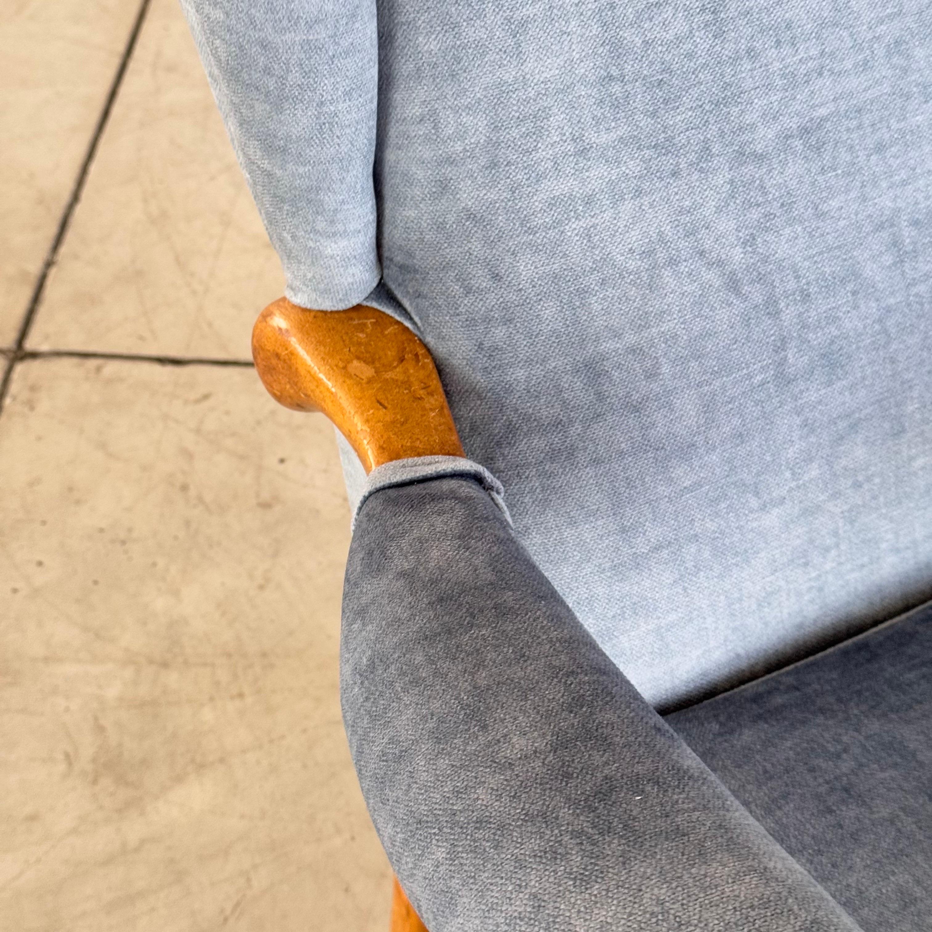 Coppia di poltrone Wingback di Paolo Buffa per Framar, Italia, anni '50 in vendita 1
