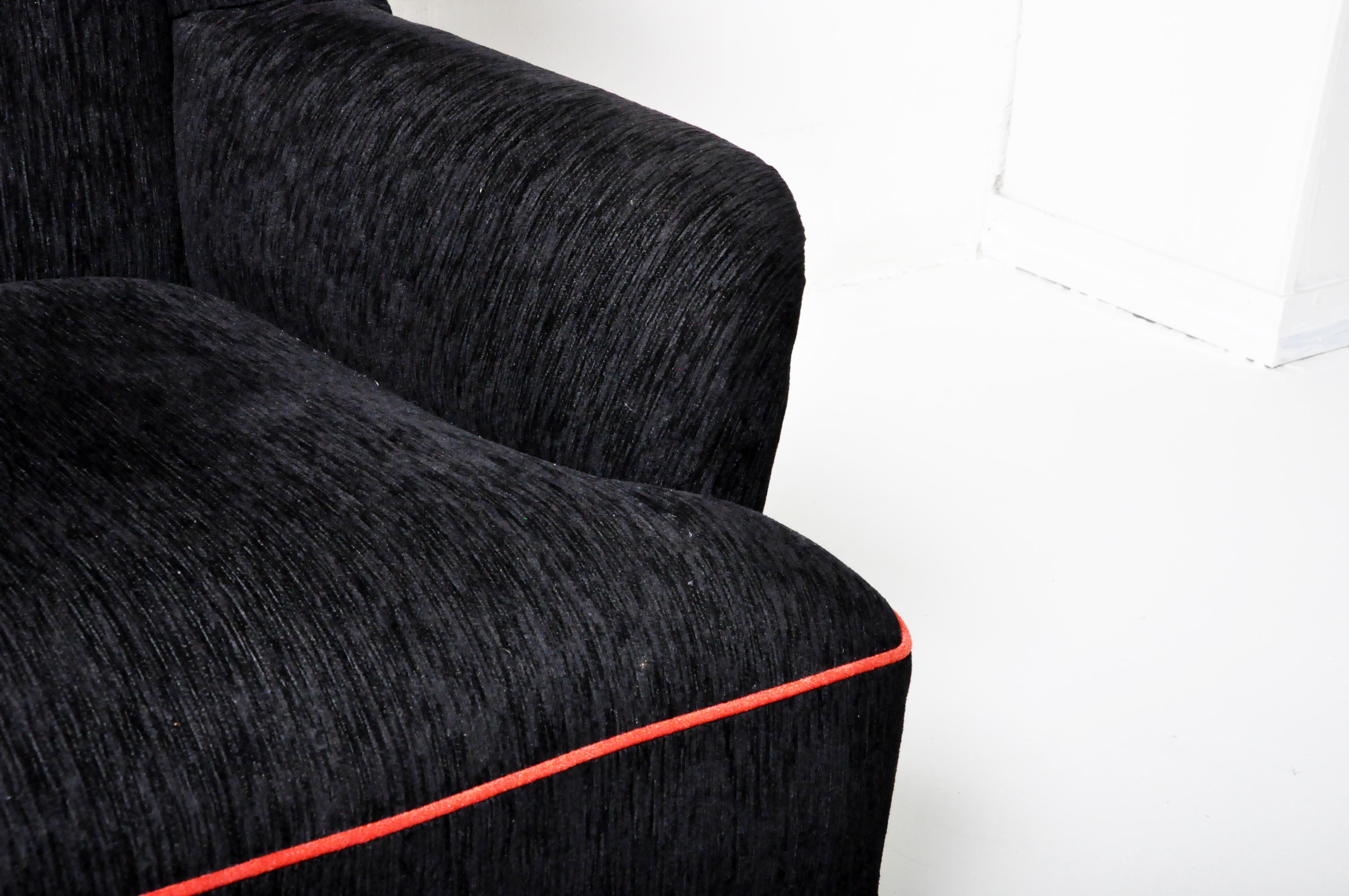 Coppia di sedie Wingback con tappezzeria grigia in vendita 1