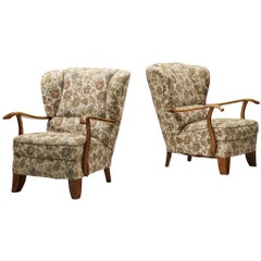Pair of Wingback Lounge Chairs in Wood and Floral Upholstery, 1940s