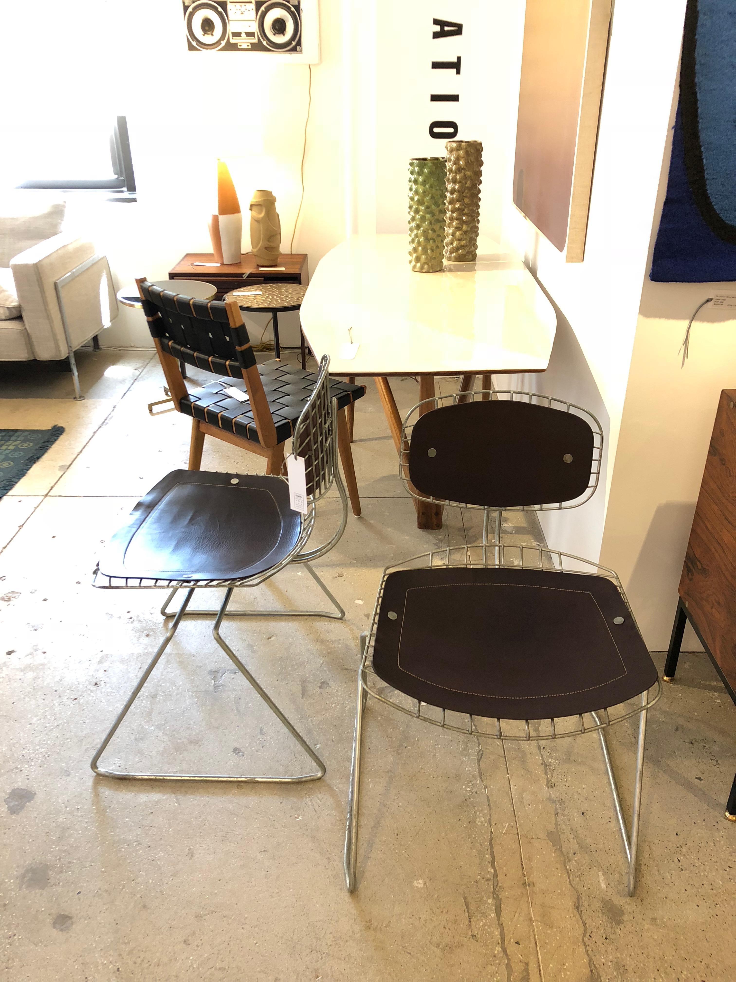 Modern Pair of Wire and Leather Beauborg Stacking Chairs for the Pompidou Center For Sale