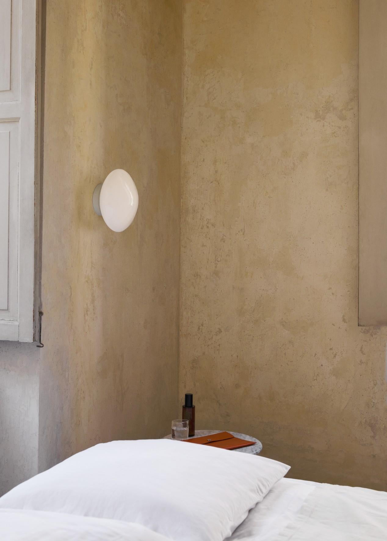 Coppia di sgabelli Wire Stool VP11, acciaio lucidato a specchio/Bianco Carrara, di Verner Panton in vendita 11