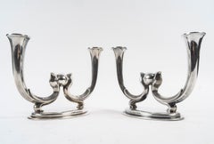 Coppia di candelieri placcati in argento WMF, 1930 circa, periodo Art Deco.