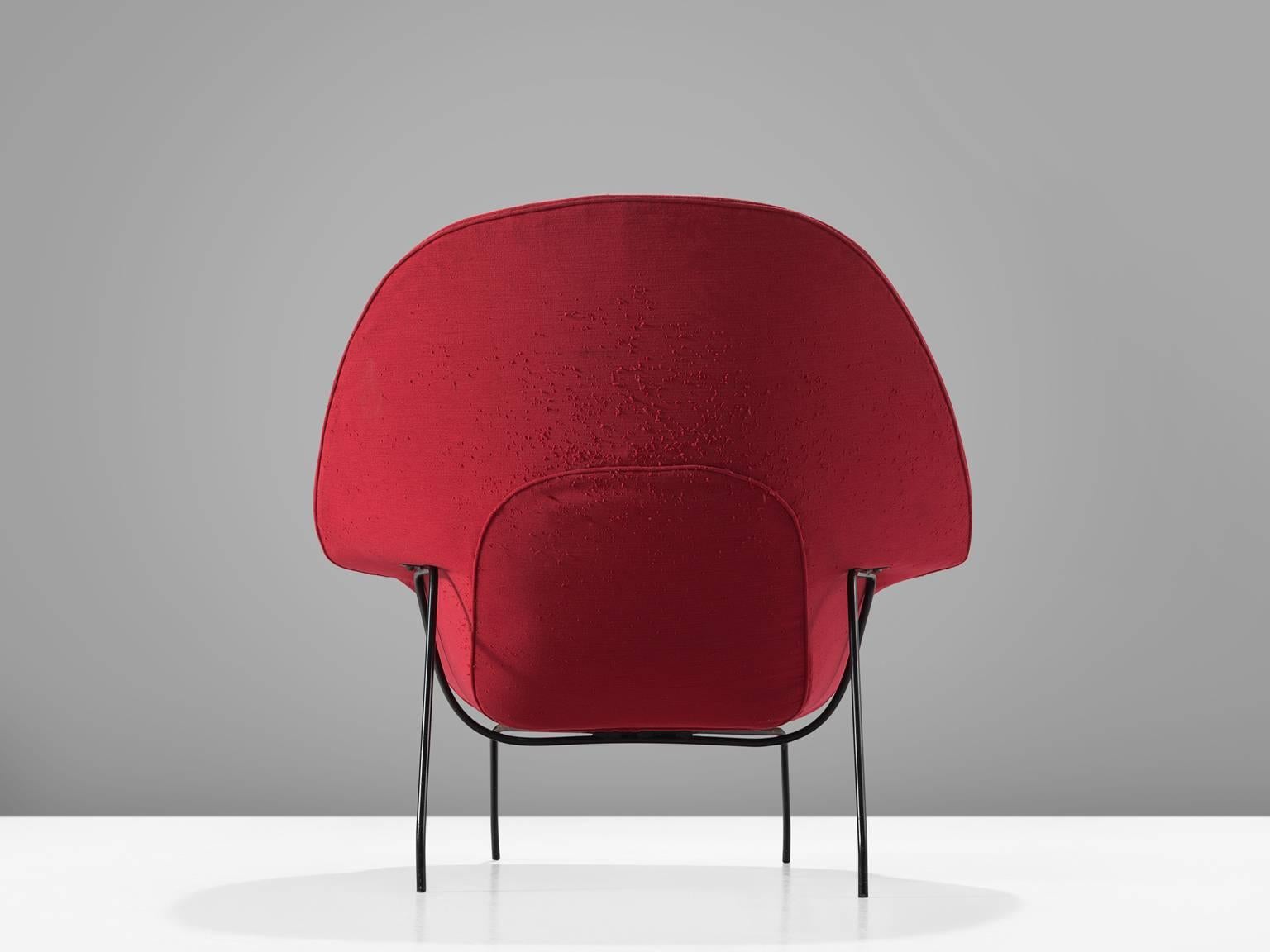 Mid-20th Century Pair of Womb Chairs by Eero Saarinen for Knoll