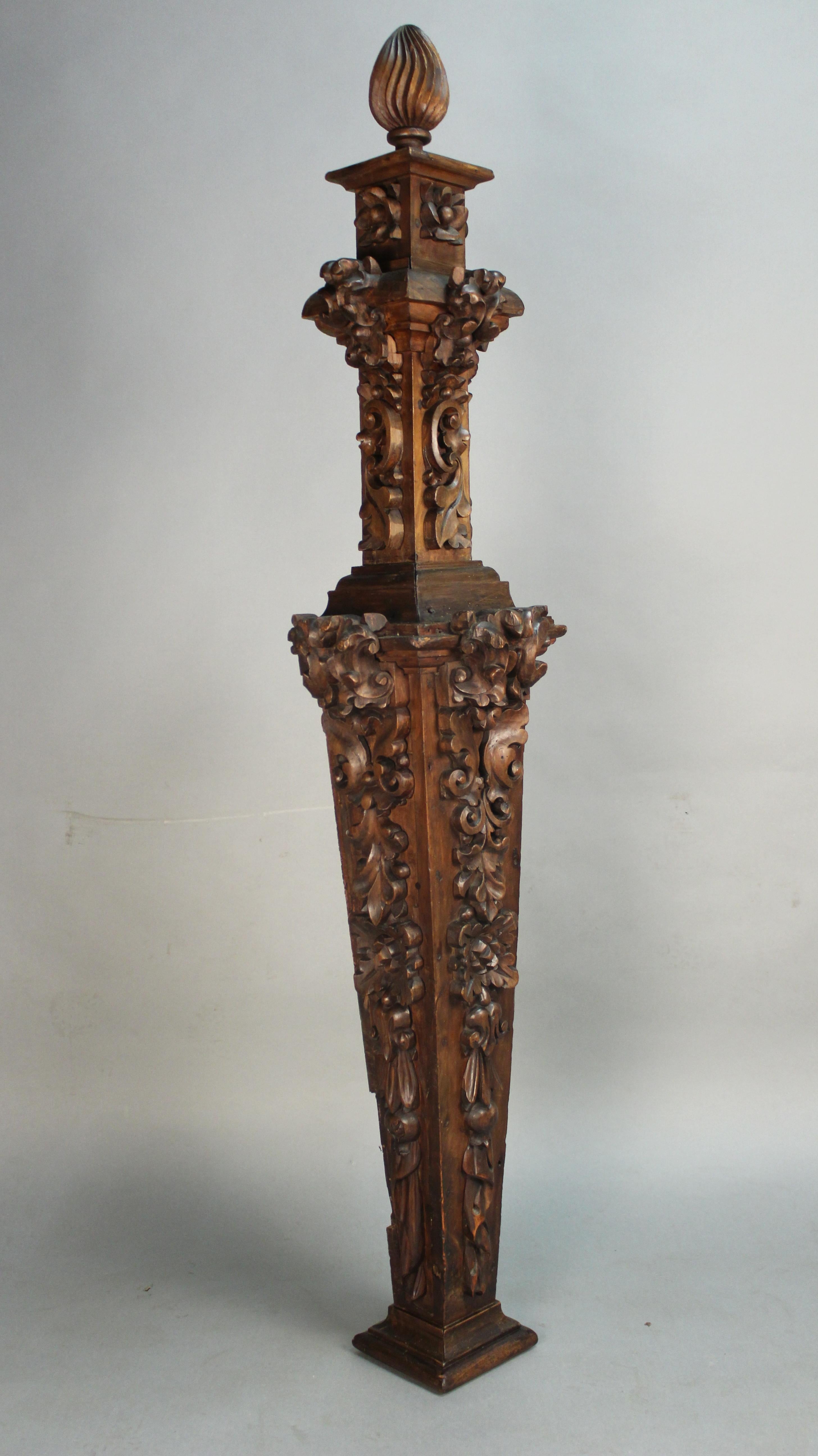 Early 19th Century Pair of Wonderful Carved Wood Victorian Newell Post For Sale