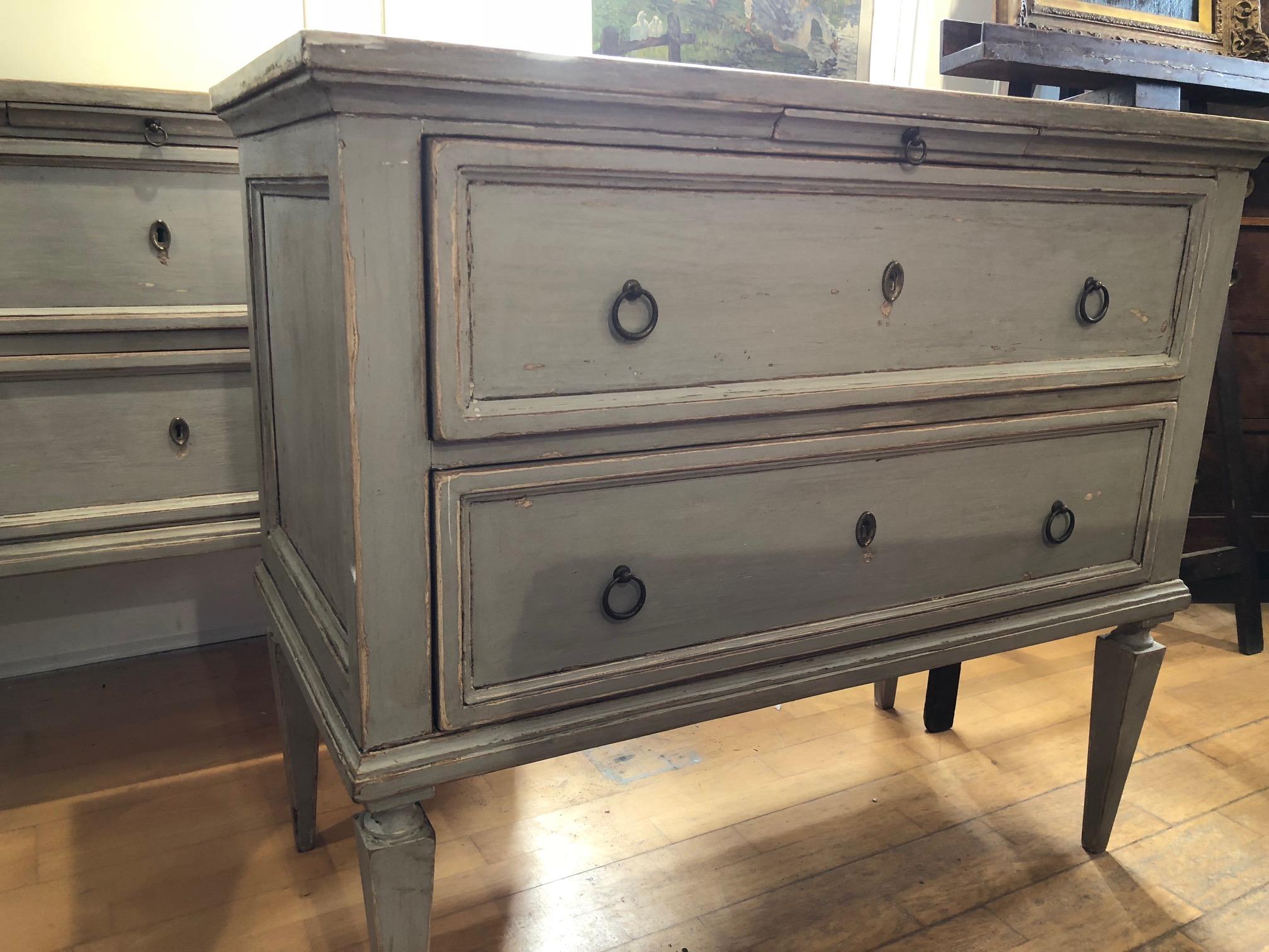 Pair 19th Century Swedish Gustavian Painted Wood Chests on Tapered Legs In Good Condition In Hopewell, NJ
