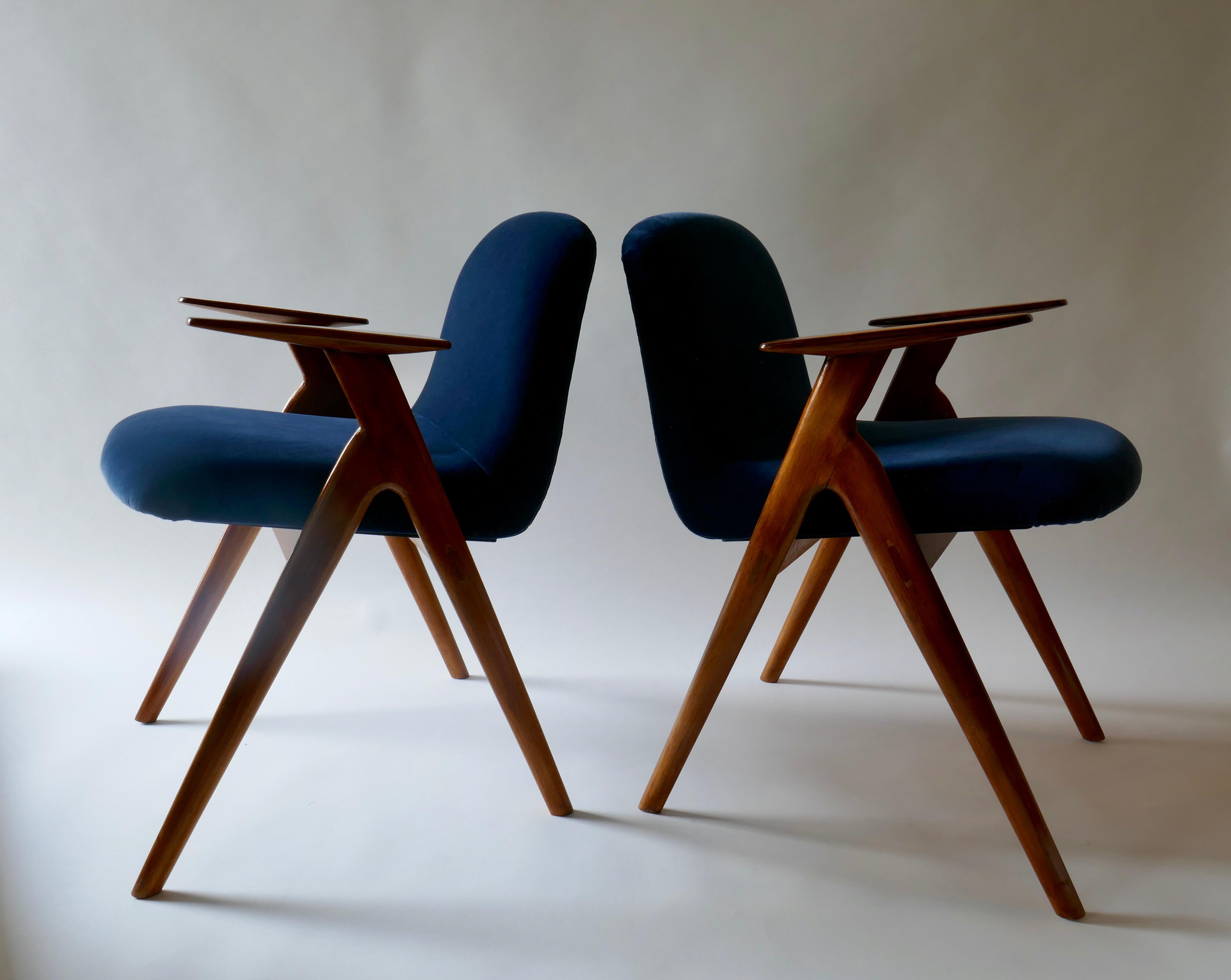 Pair of  Wood and Blue Velvet Armchairs, Italy, 1960s 2