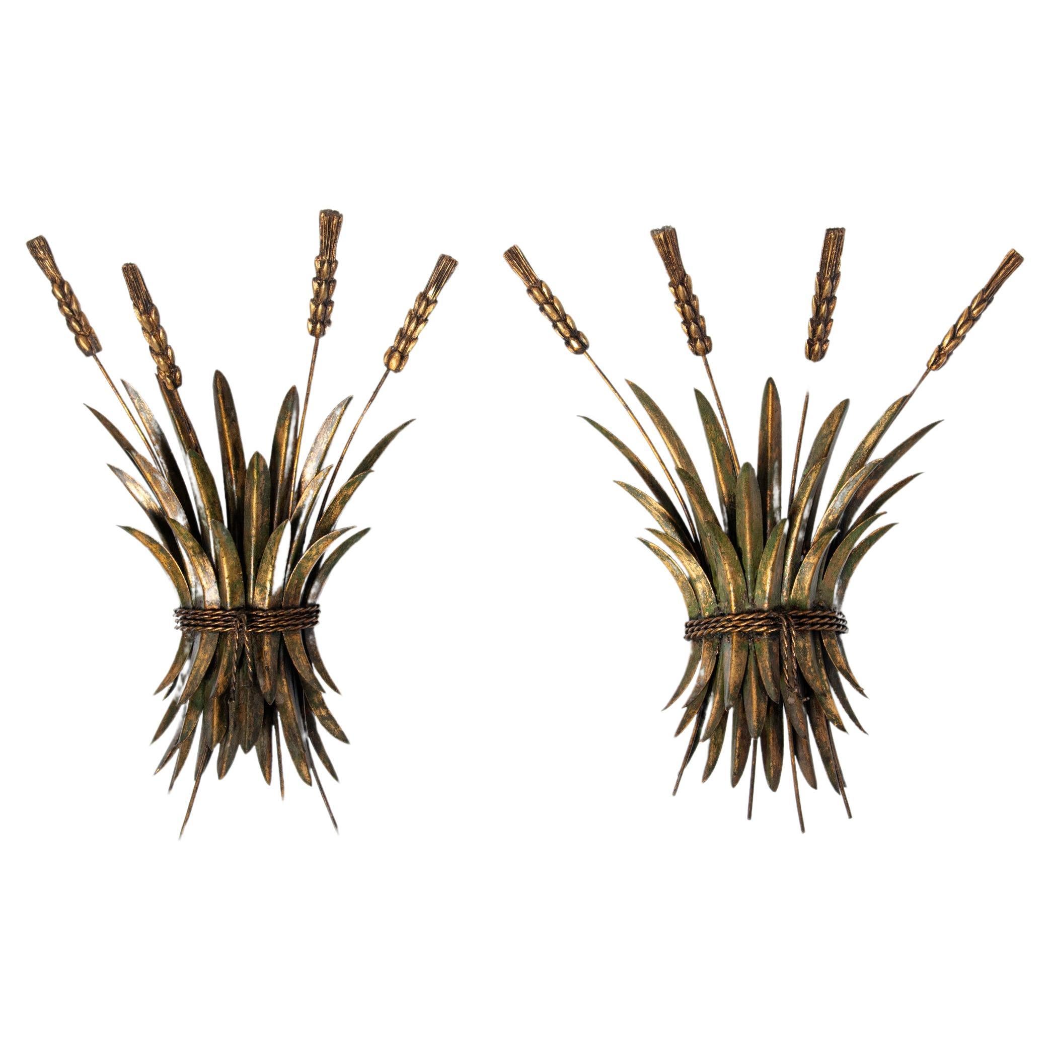 Pair of wood and bronze sconces attributed to Maison Jansen. France, circa 1950. For Sale