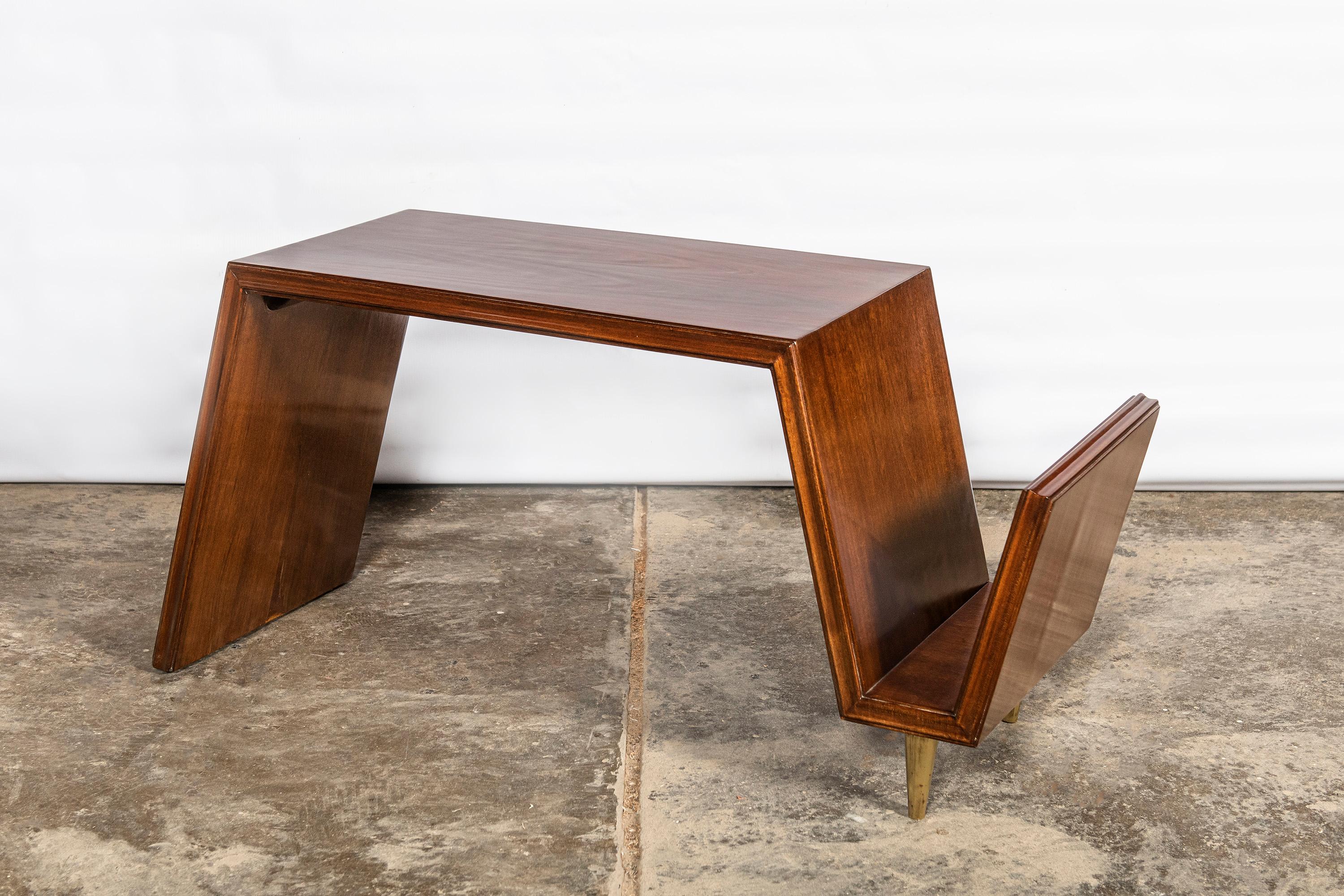 Mid-Century Modern Pair of Wood and Bronze Side Tables by Nordiska, Argentina, Buenos Aires, 1950 For Sale