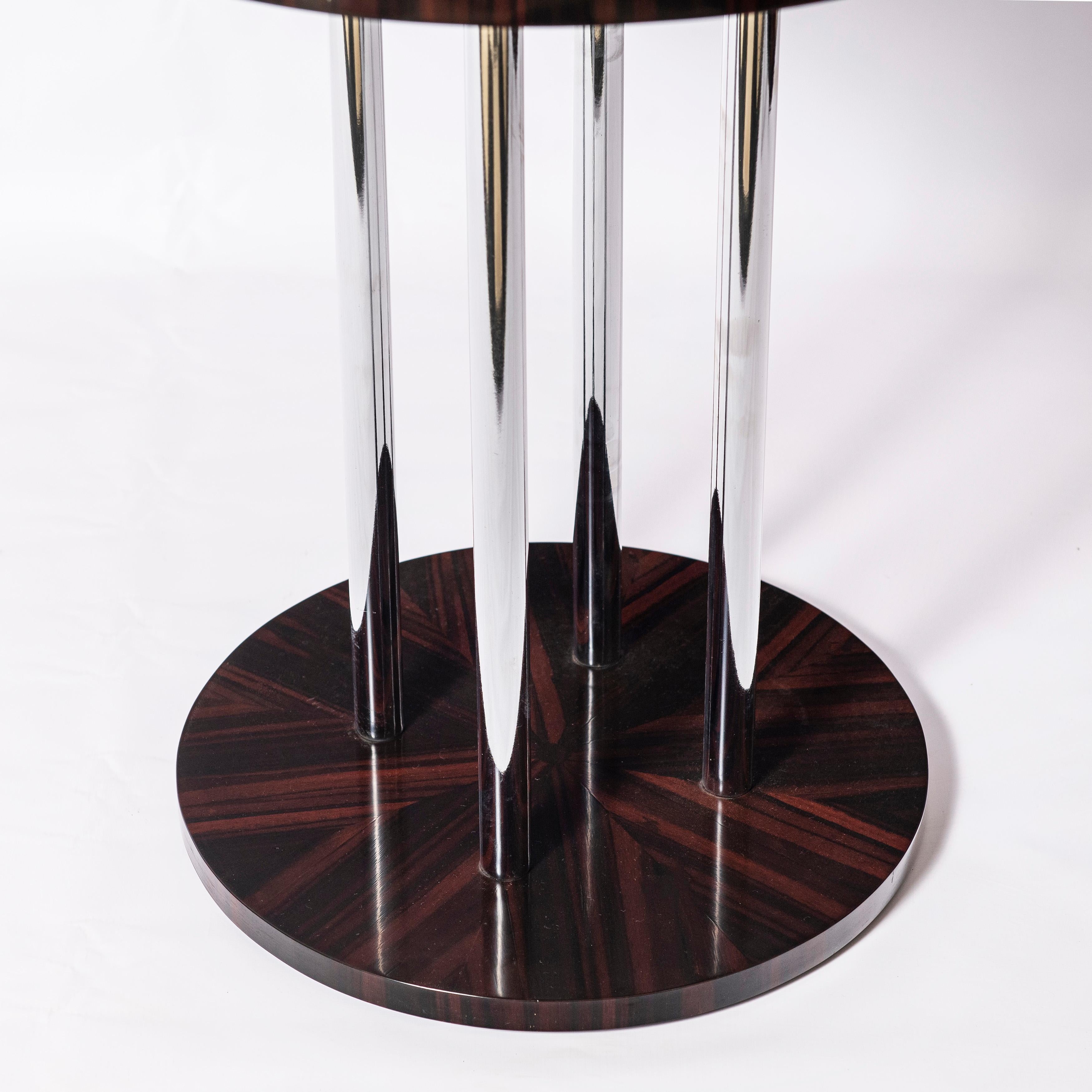 Pair of Wood and Chrome Metal Side Tables, Art Deco Period, France, circa 1940 In Good Condition For Sale In Buenos Aires, Buenos Aires