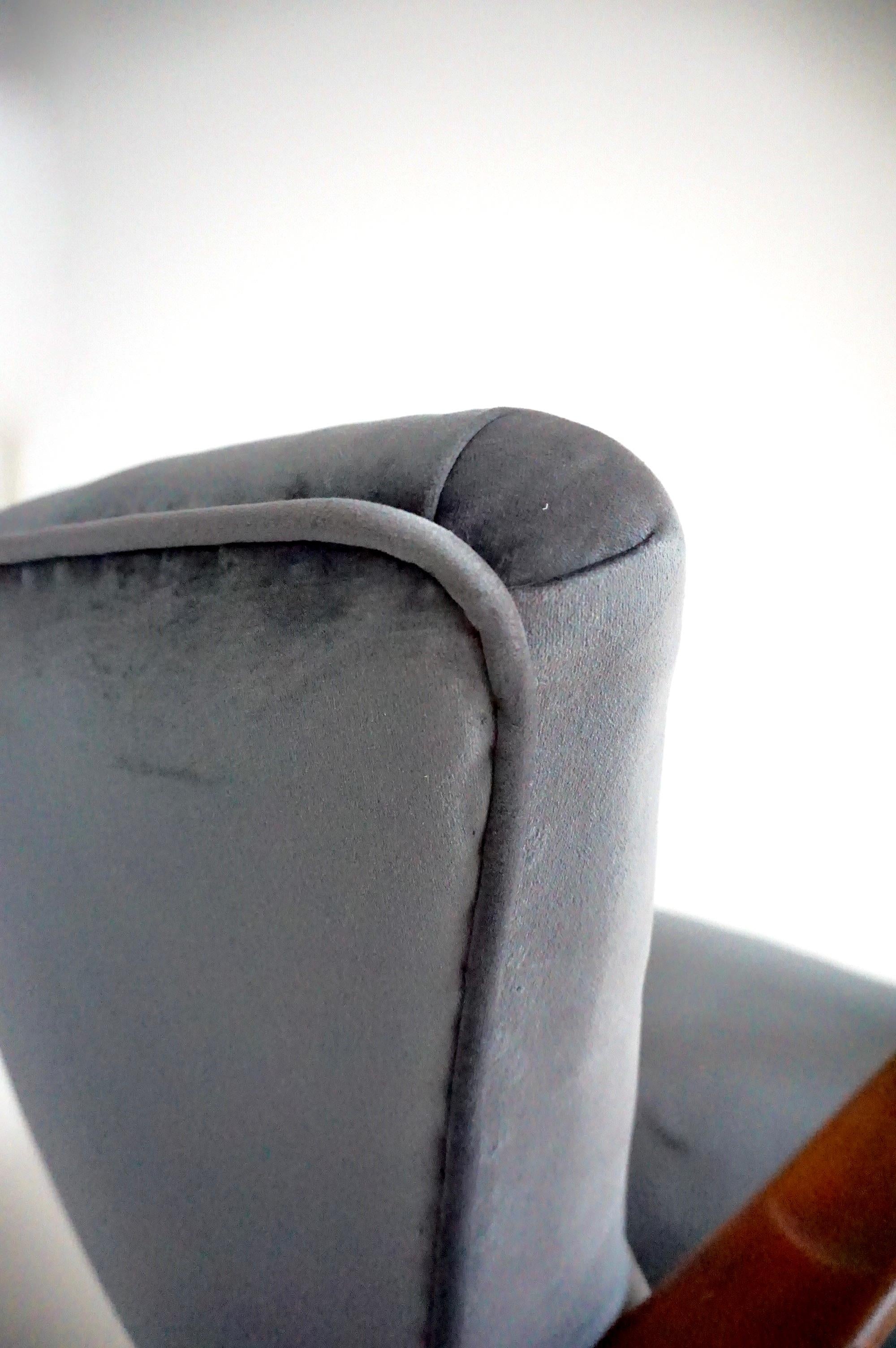 pareja de sillones de madera y terciopelo gris mod. 401 de Cassina, Meda, 1940 en venta 11