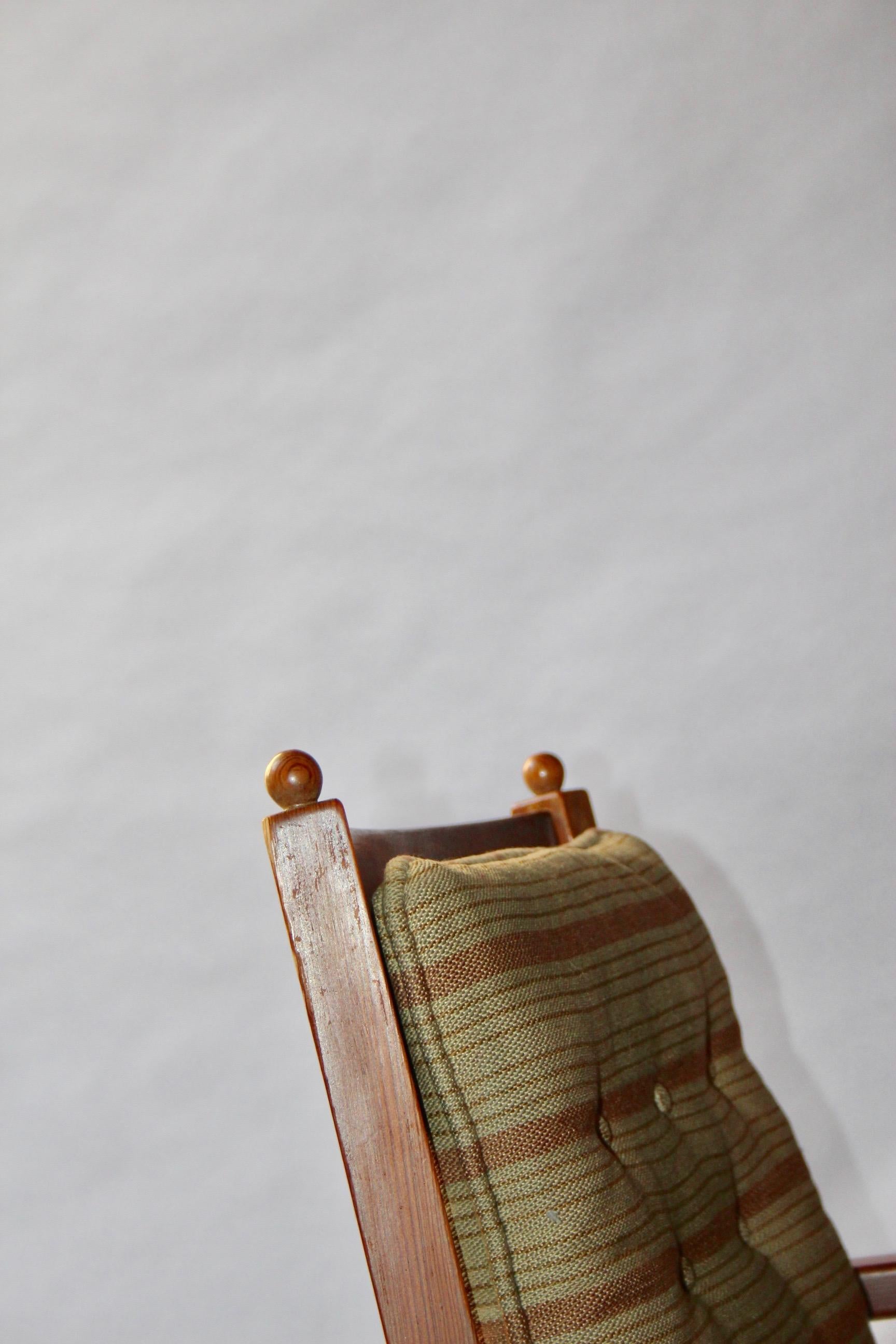 Pair of wood and leather mid century armchairs For Sale 6