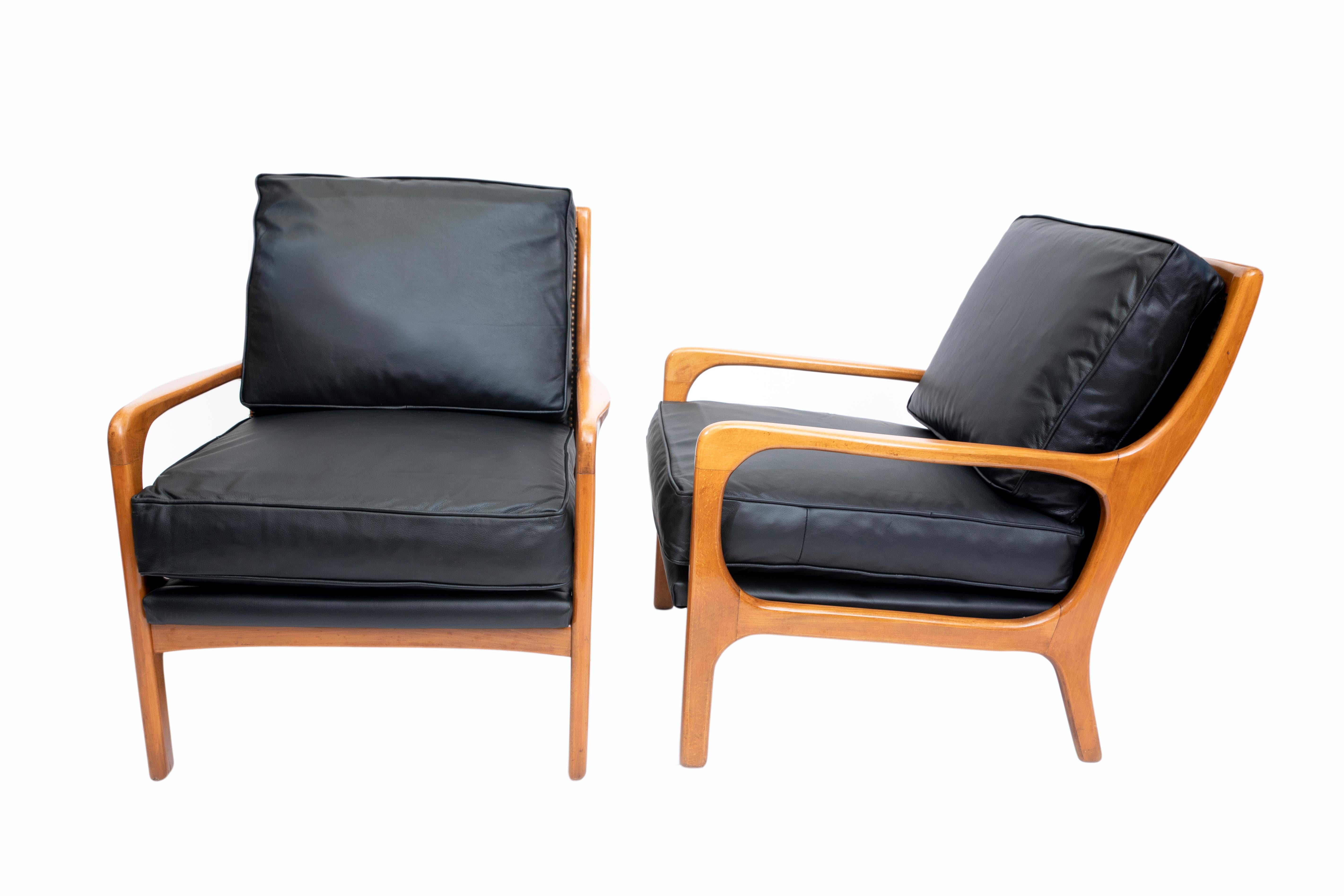 European Pair of Wood and Leather Scandinavian Armchairs, circa 1960 For Sale