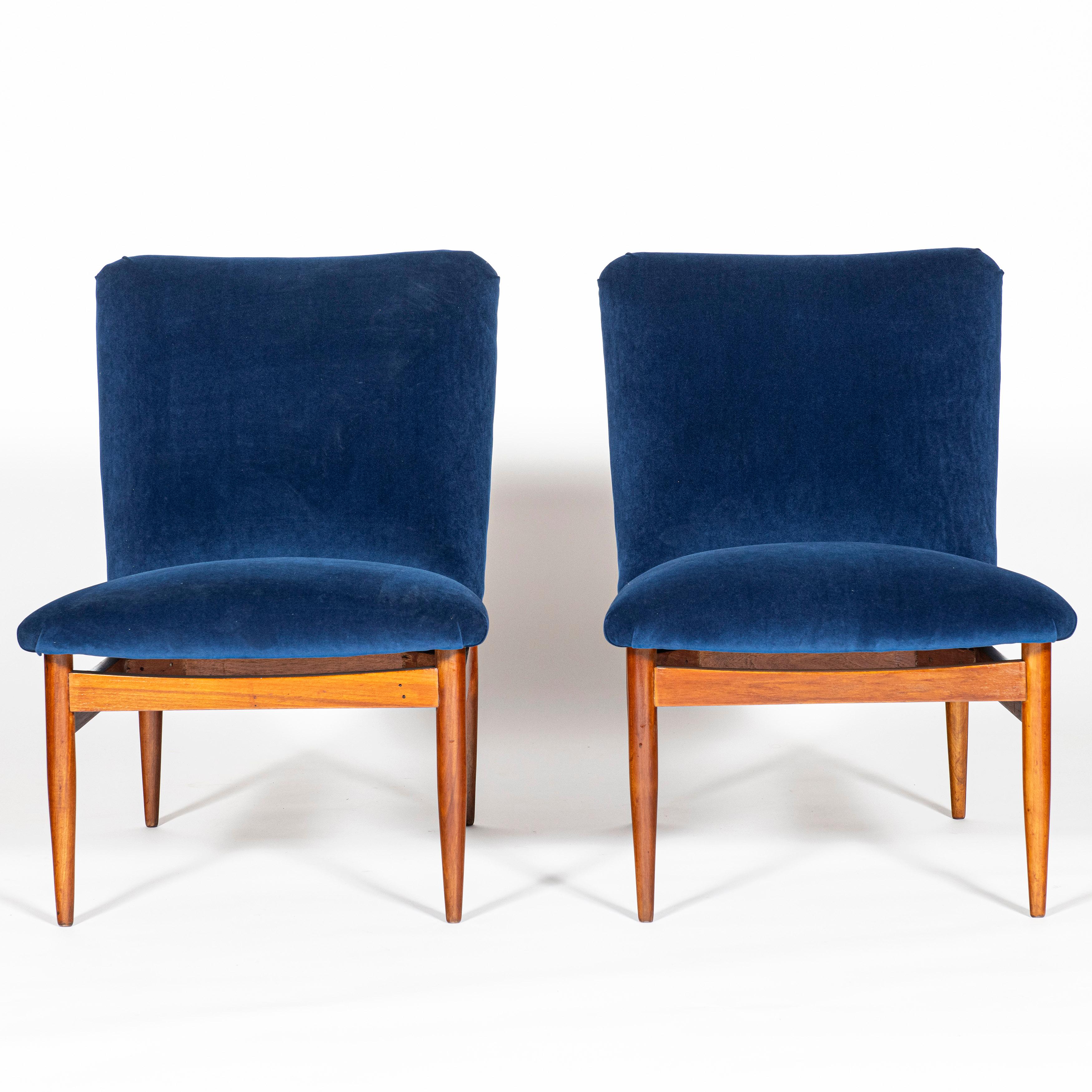 Scandinavian Modern Pair of Wood and Velvet Scandinavian Lounge Chairs, circa 1960