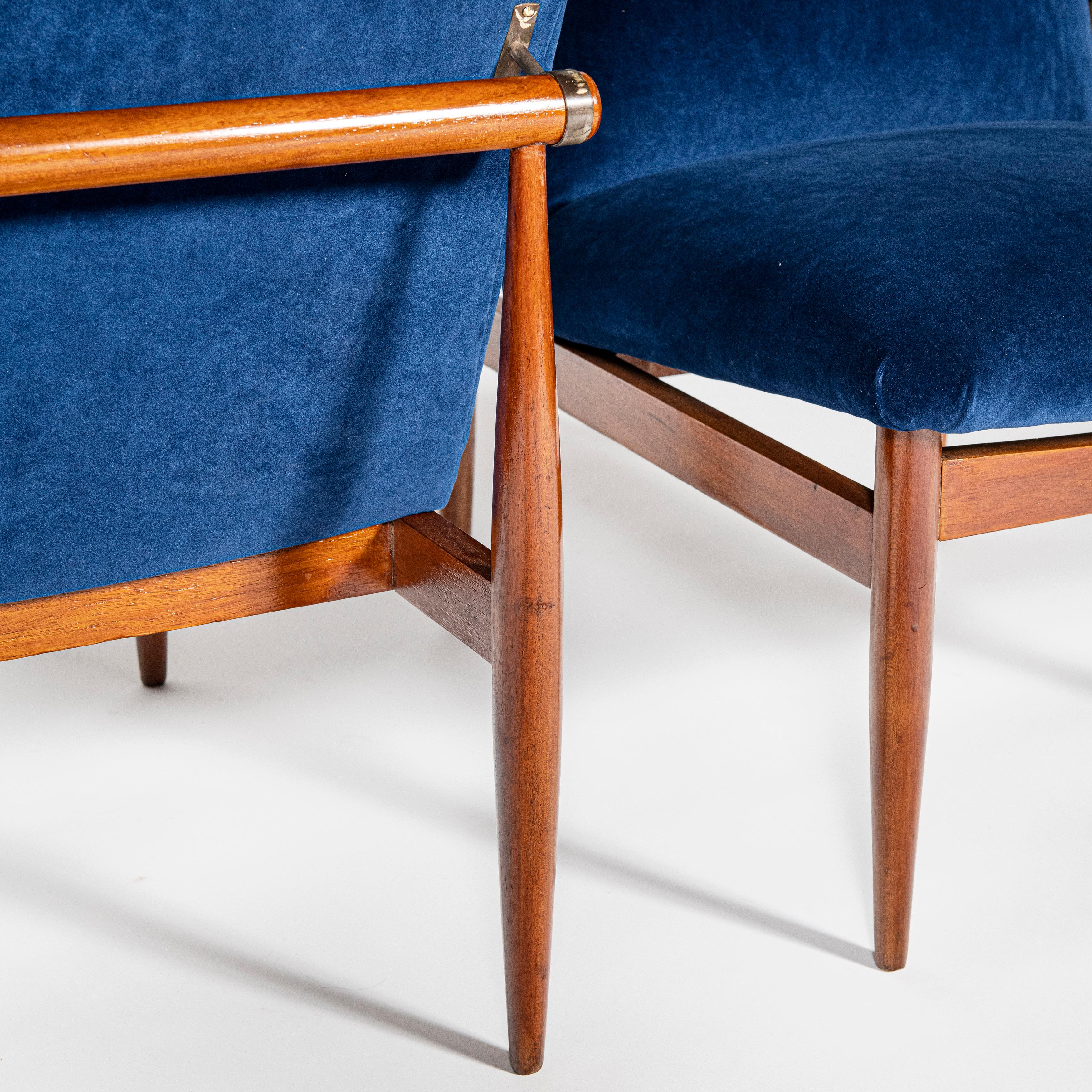 Pair of Wood and Velvet Scandinavian Lounge Chairs, circa 1960 1