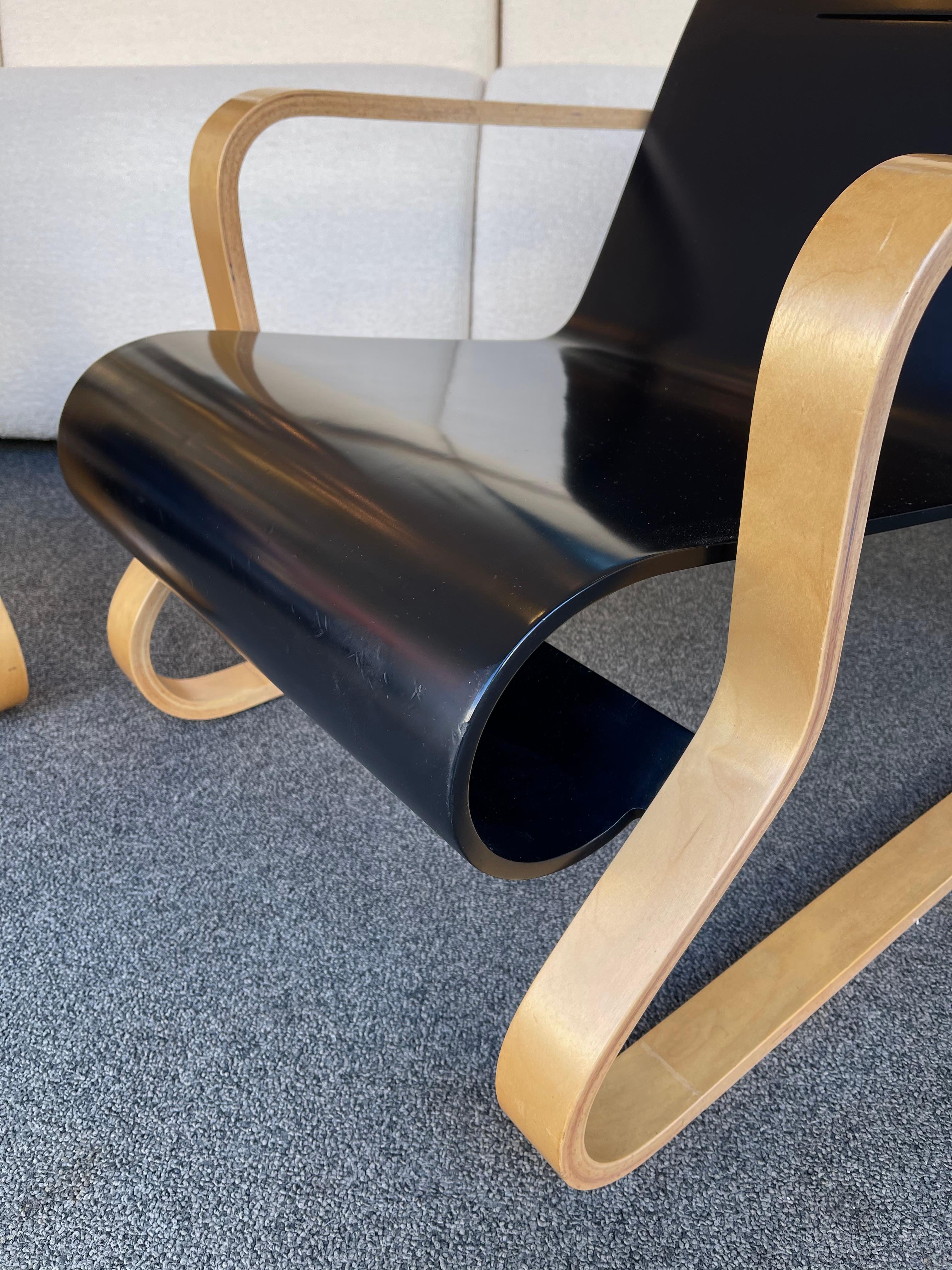 Late 20th Century Pair of Wood Armchairs 41 Paimio by Alvar Aalto. Finland, 1930s