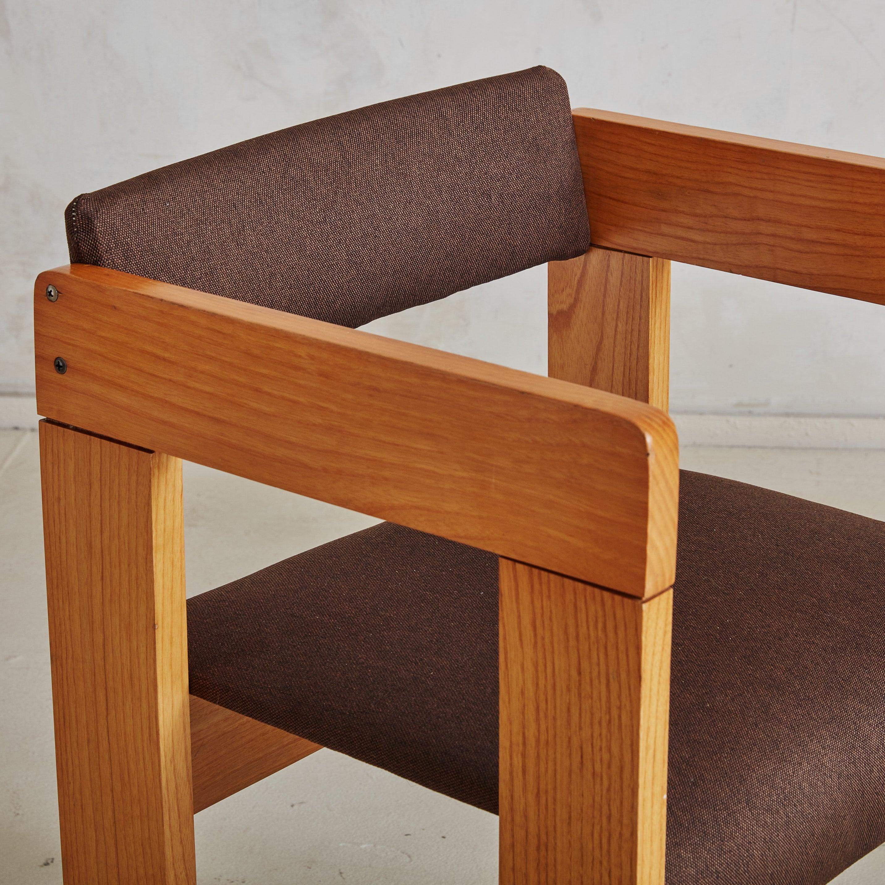 Pair of Wood Armchairs in Original Brown Upholstery, Italy 1960s In Excellent Condition For Sale In Chicago, IL