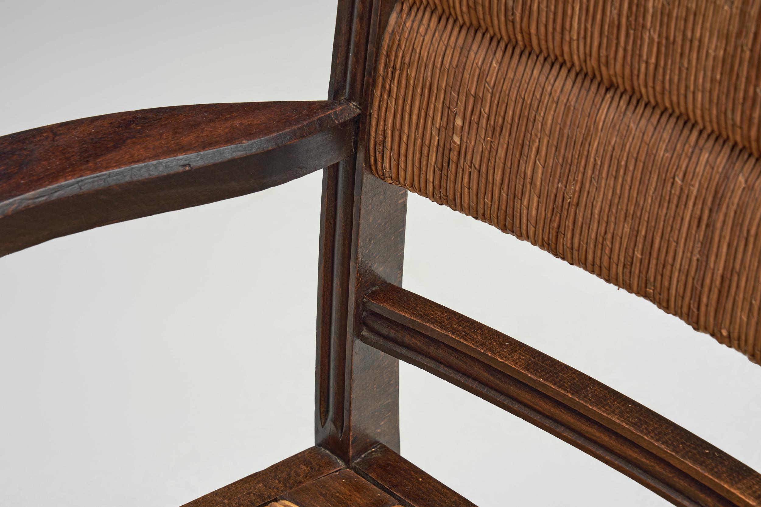 Paire de fauteuils en Wood à la manière de Charles Dudouyt, Europe ca 1940s en vente 4