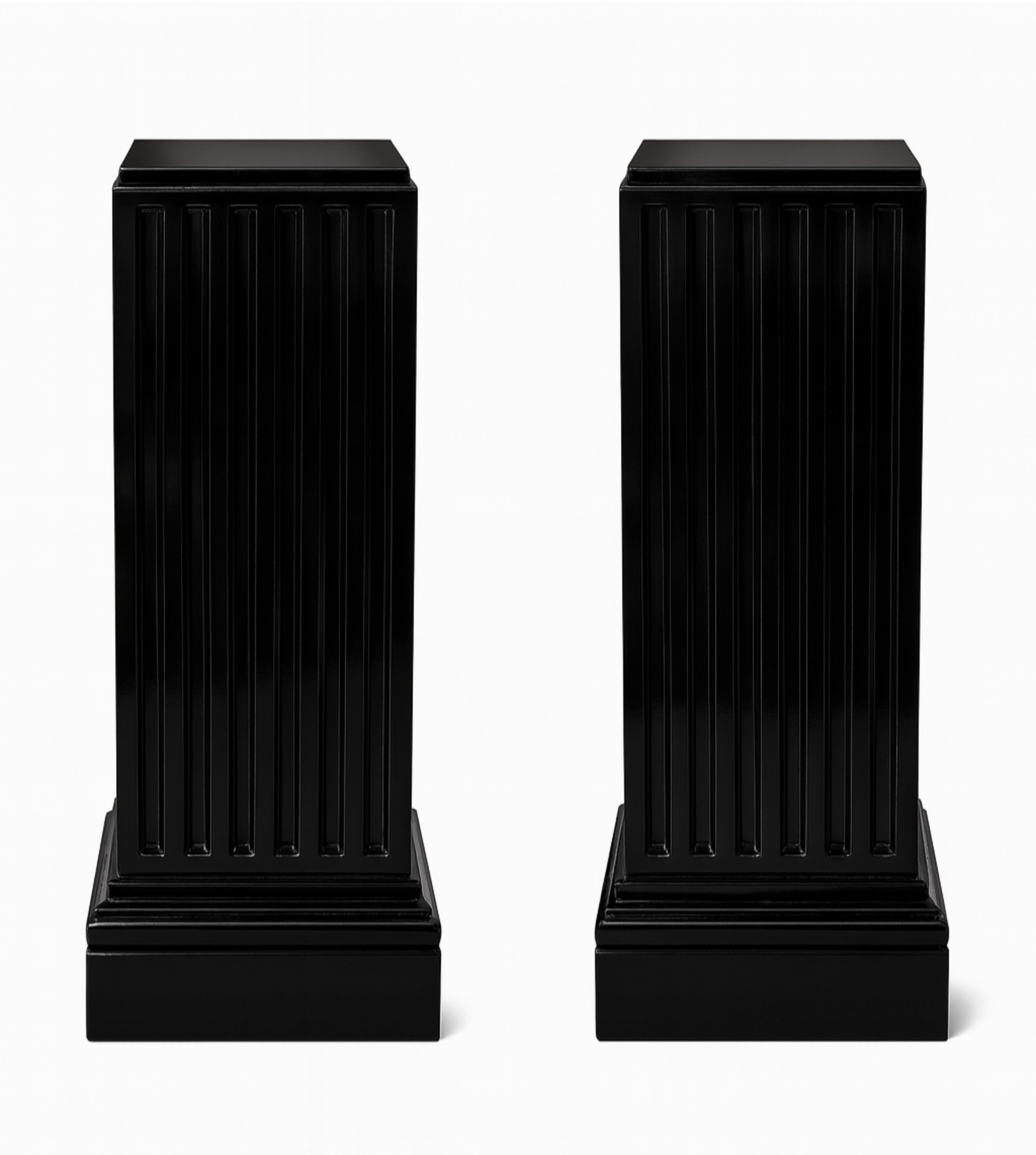 Pair Of Wood Black Lacquer Columns Pedestals, Neoclassical Style, 20th Century For Sale 3