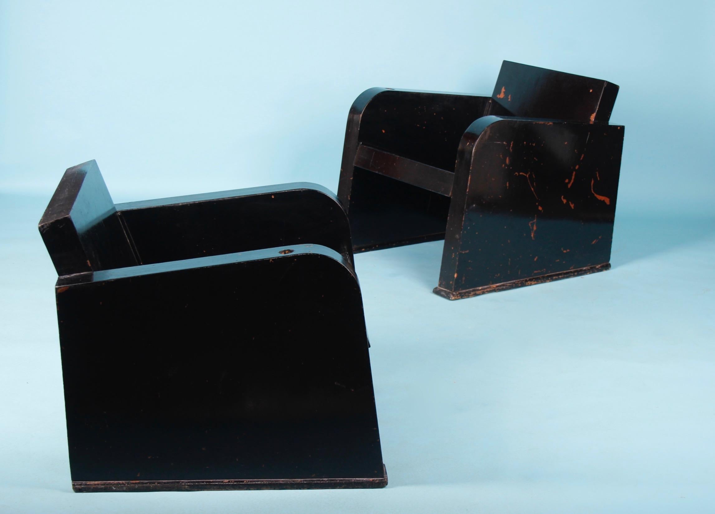 Pair of black painted wood armchairs, some scratches on the side, see photo.