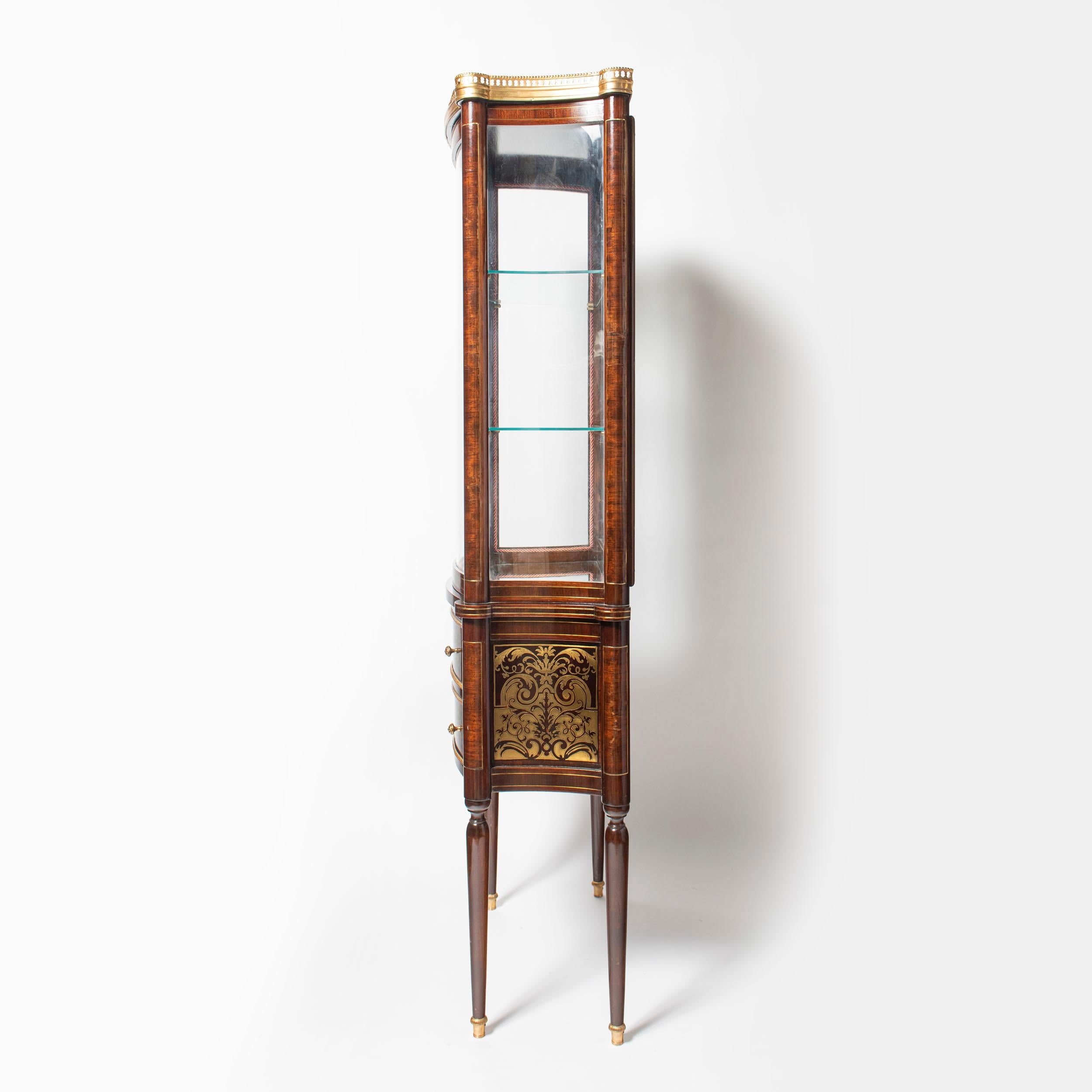 Pair of Wood, Bronze and Glass Showcases Vitrines, France, Late 19th Century In Good Condition For Sale In Buenos Aires, Buenos Aires
