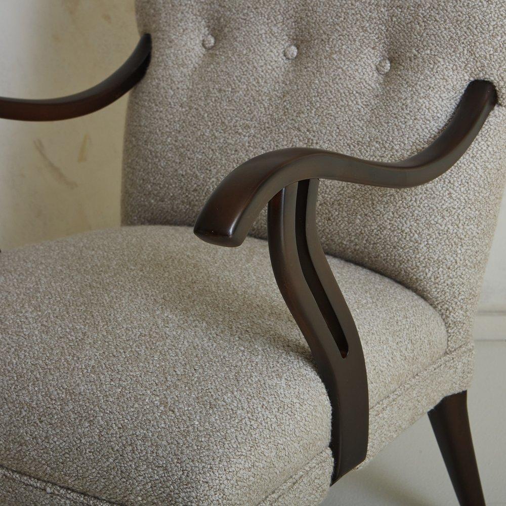 Mid-20th Century Pair of Wood Frame Lounge Chairs in Gray Wool Boucle, France 1960s For Sale