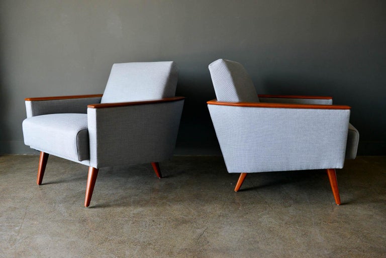 Pair Of Mid Century Modern Wood Framed Lounge Chairs Circa 1960 At 1stdibs