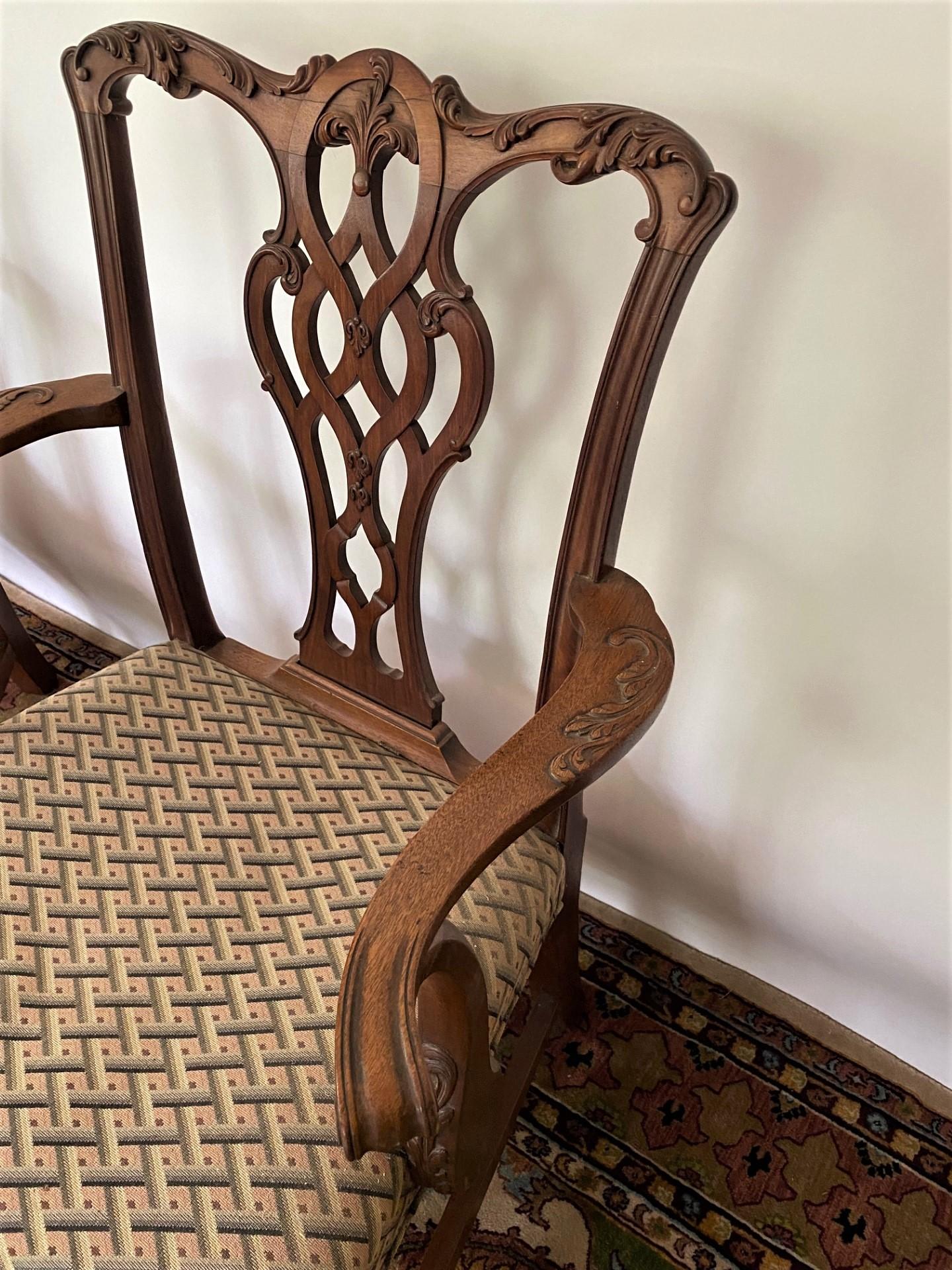 Pair of English-Made Carved Chippendale Style Mahogany Armchairs For Sale 5