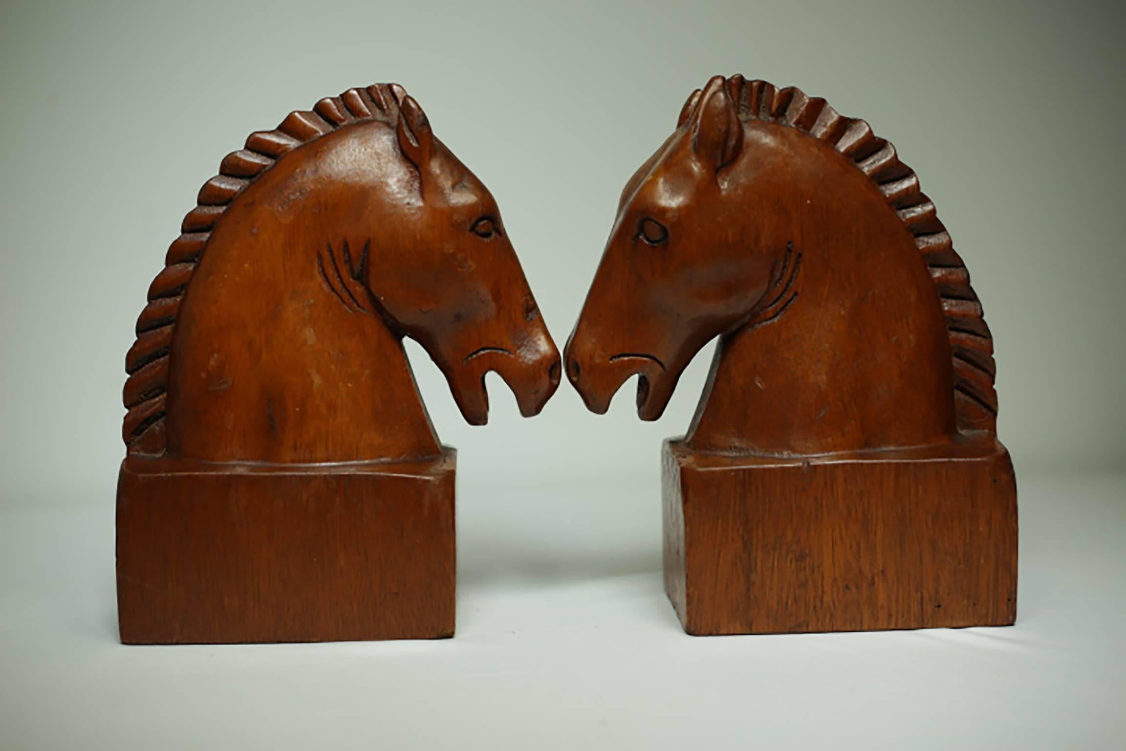 Pair of Wood Horse Bookends, circa 1950s In Excellent Condition In San Francisco, CA