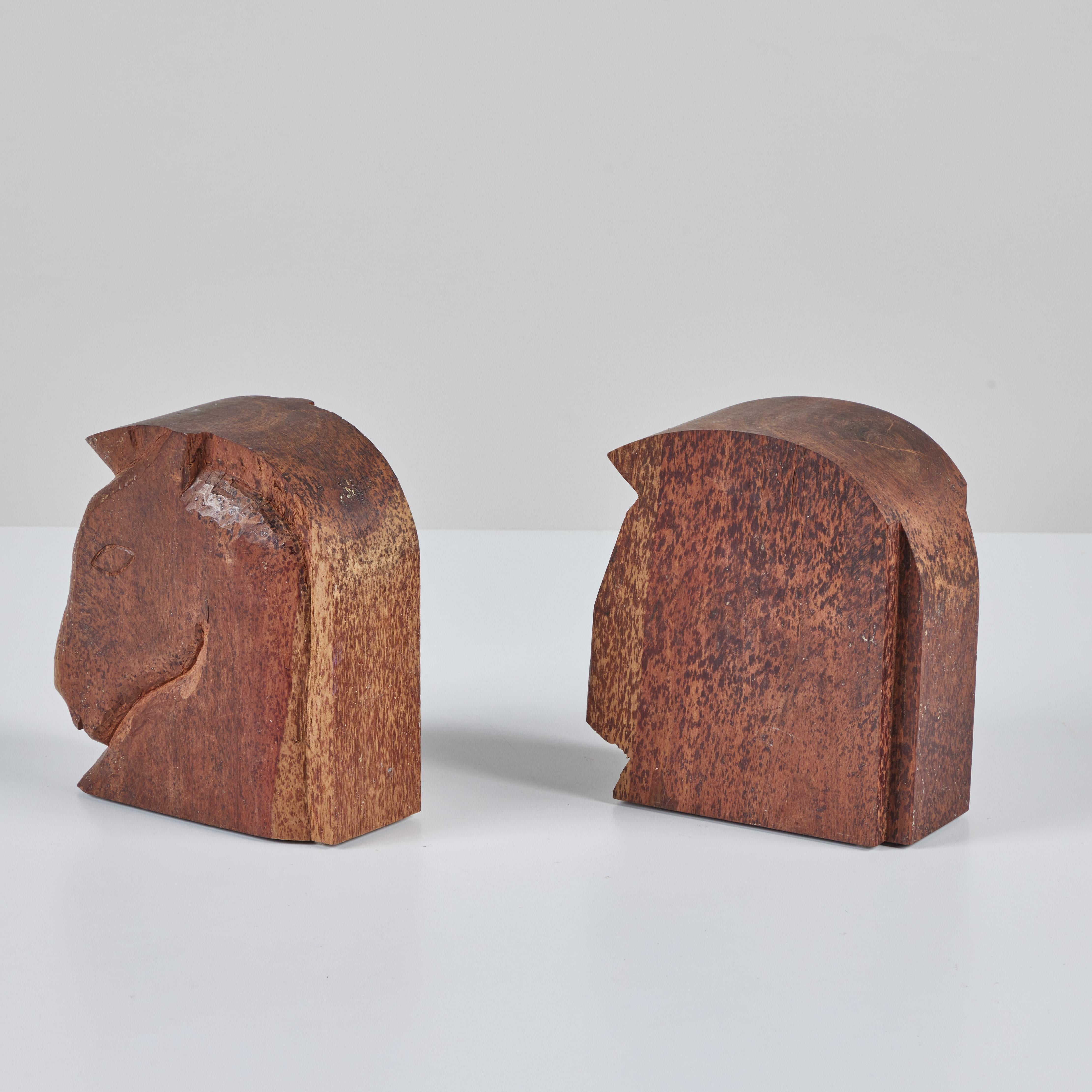 Pair of Wood Horse Head Bookends In Good Condition In Los Angeles, CA