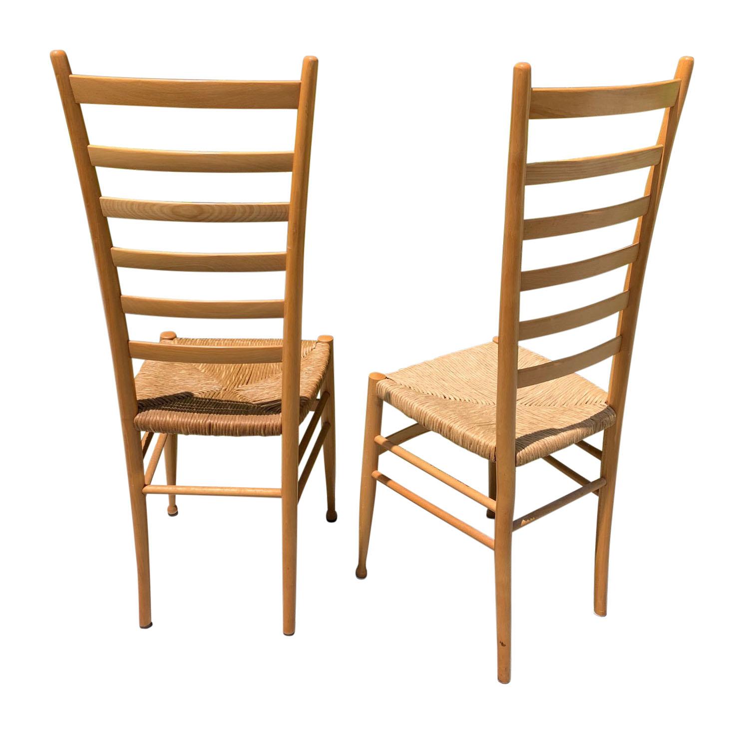 Pair of Wood Italian Ladder Back Chairs Attributed to Gio Ponti In Good Condition In West Palm Beach, FL