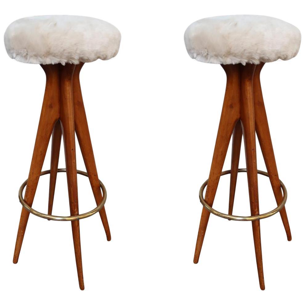 Pair of Wood Legs, Brass and Beige Leather Midcentury Stools, Italy, 1950 For Sale