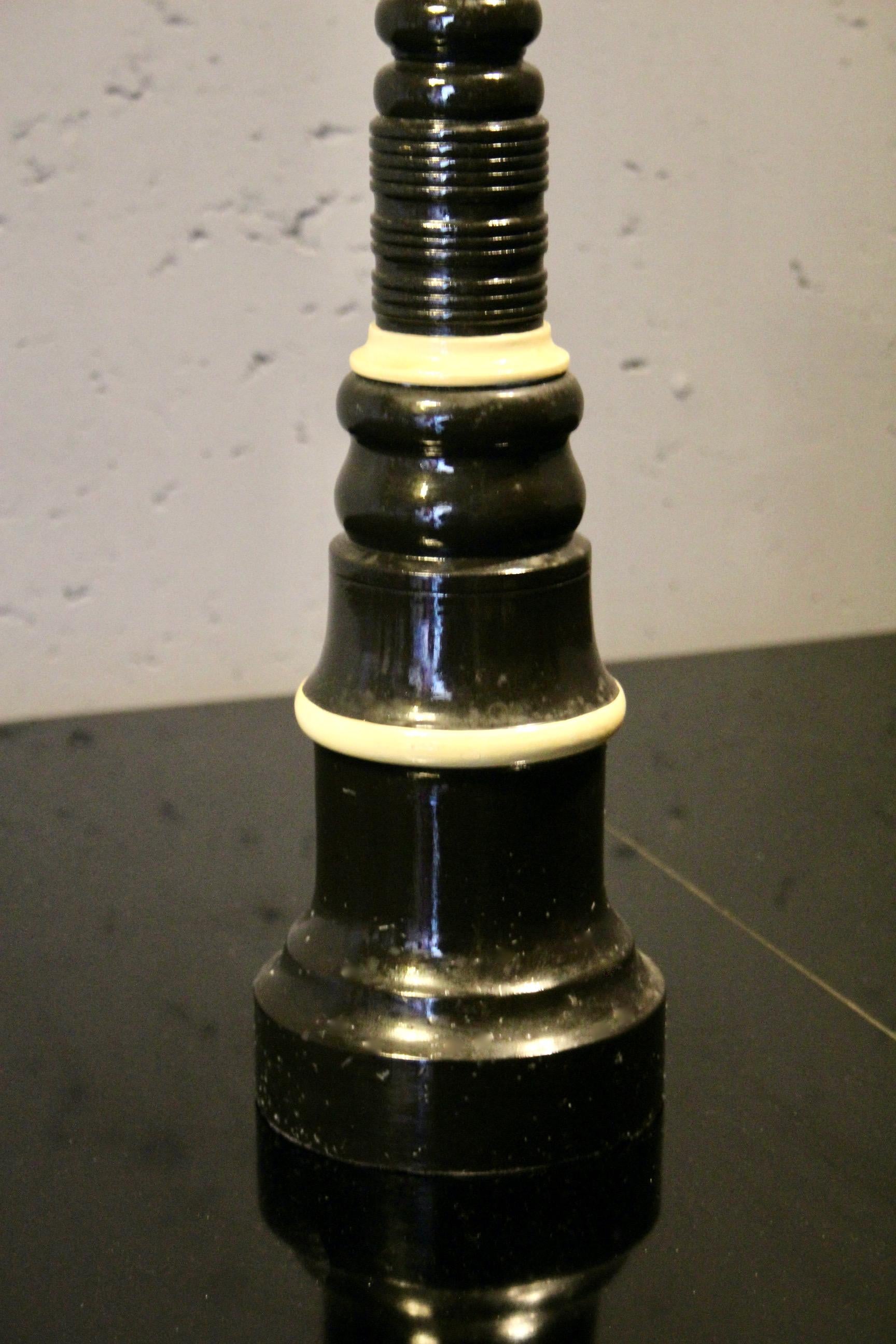 Late 20th Century Pair of wood painted candlestick For Sale