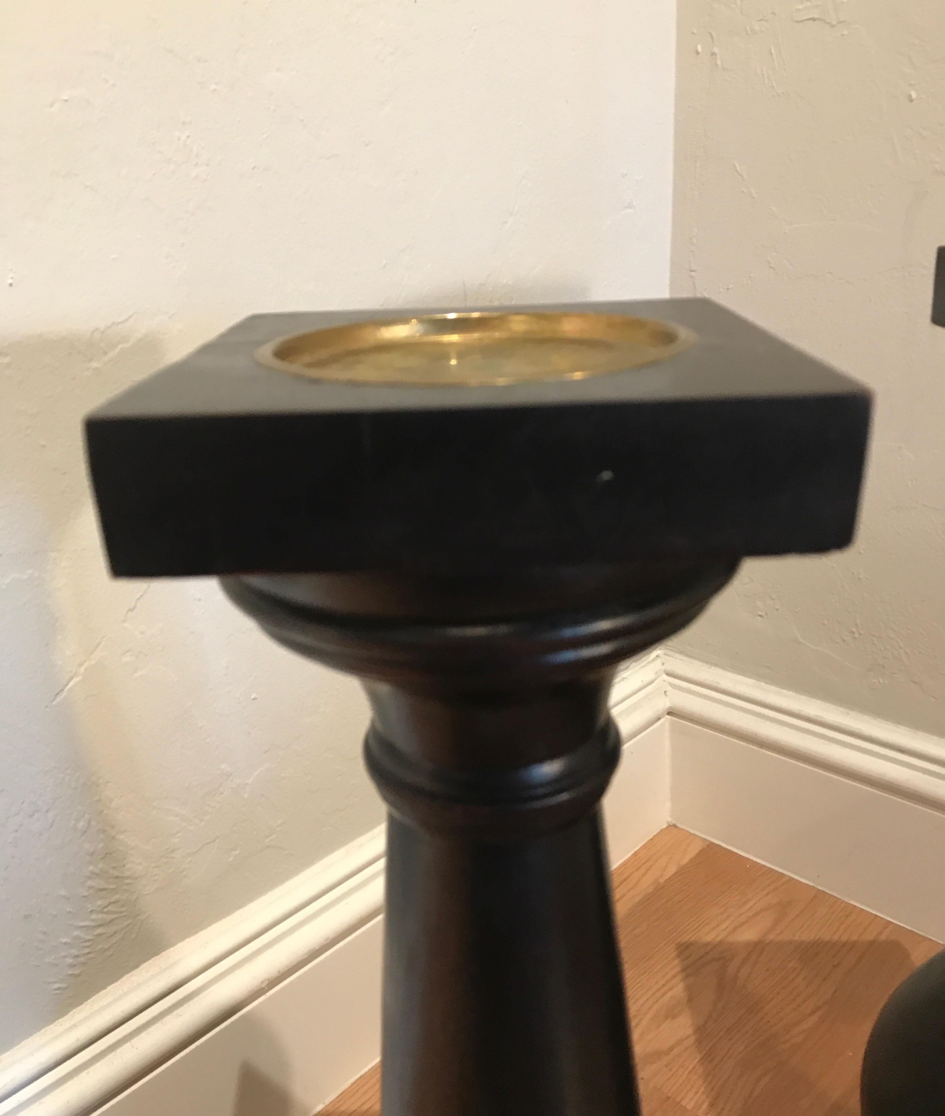 Pair of Wood Pillar Candlesticks In Good Condition For Sale In West Palm Beach, FL