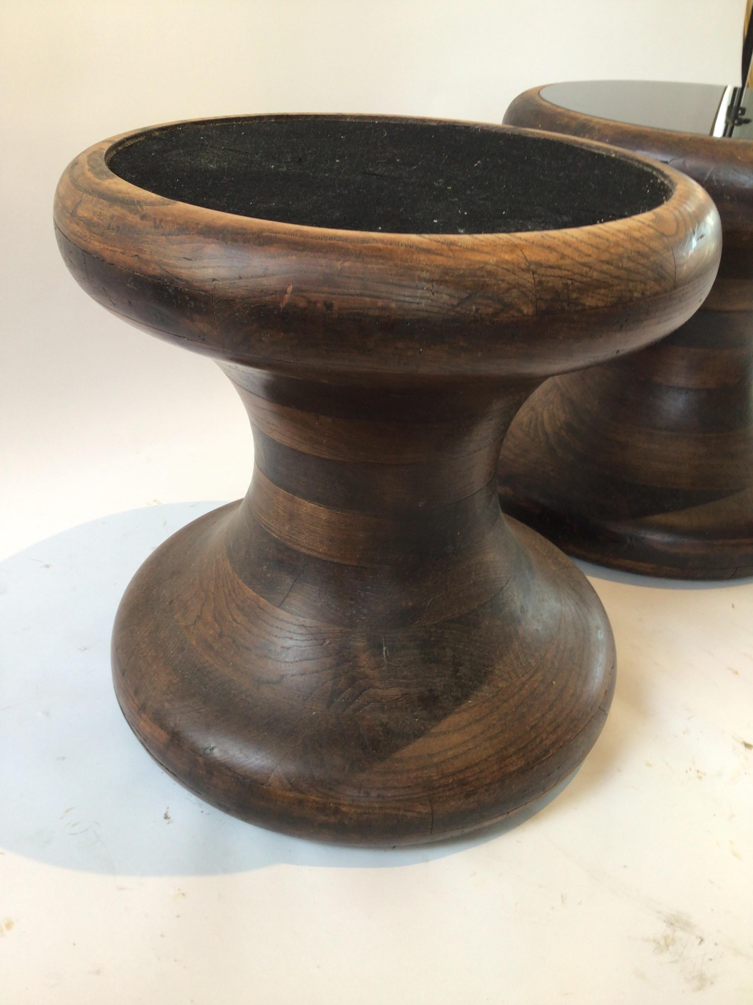 Pair of Wood Spool Tables In Good Condition In Tarrytown, NY