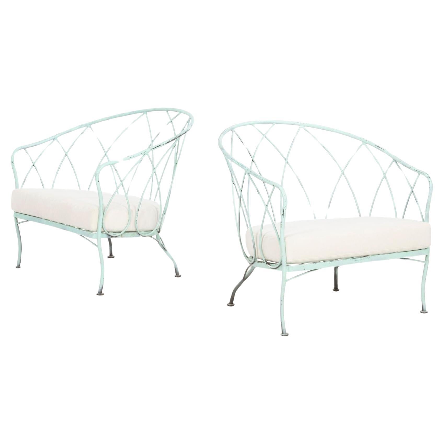 Vintage Woodard Midcentury Outdoor Dining Set with Round Table and 4