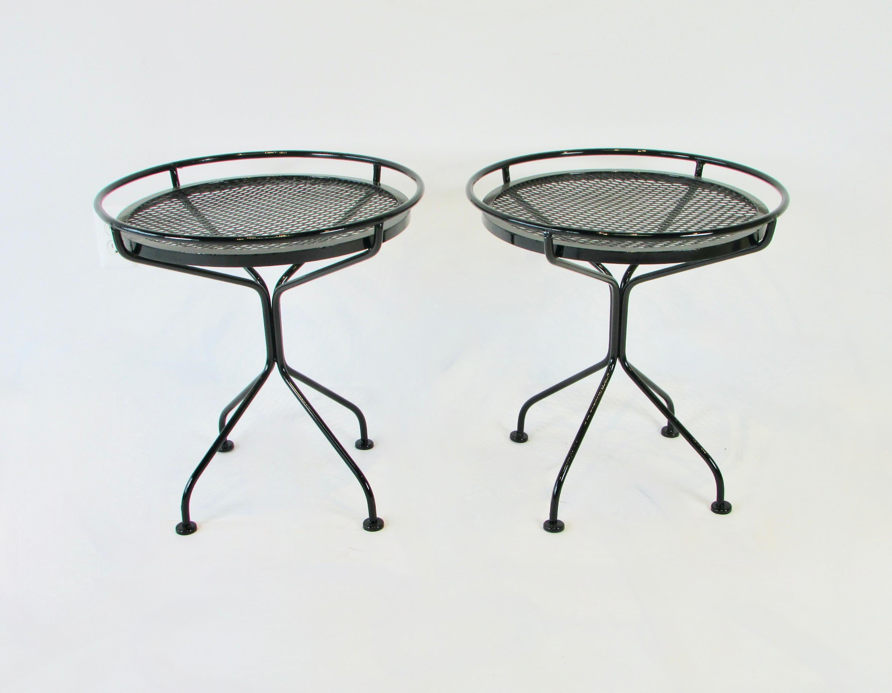 Powder-Coated Two Woodard Sculptura Round Top Side Tables in Gloss Black For Sale