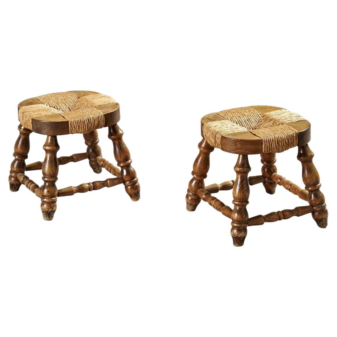 Pair of Wooden and Straw Stools circa 1950/1960 For Sale