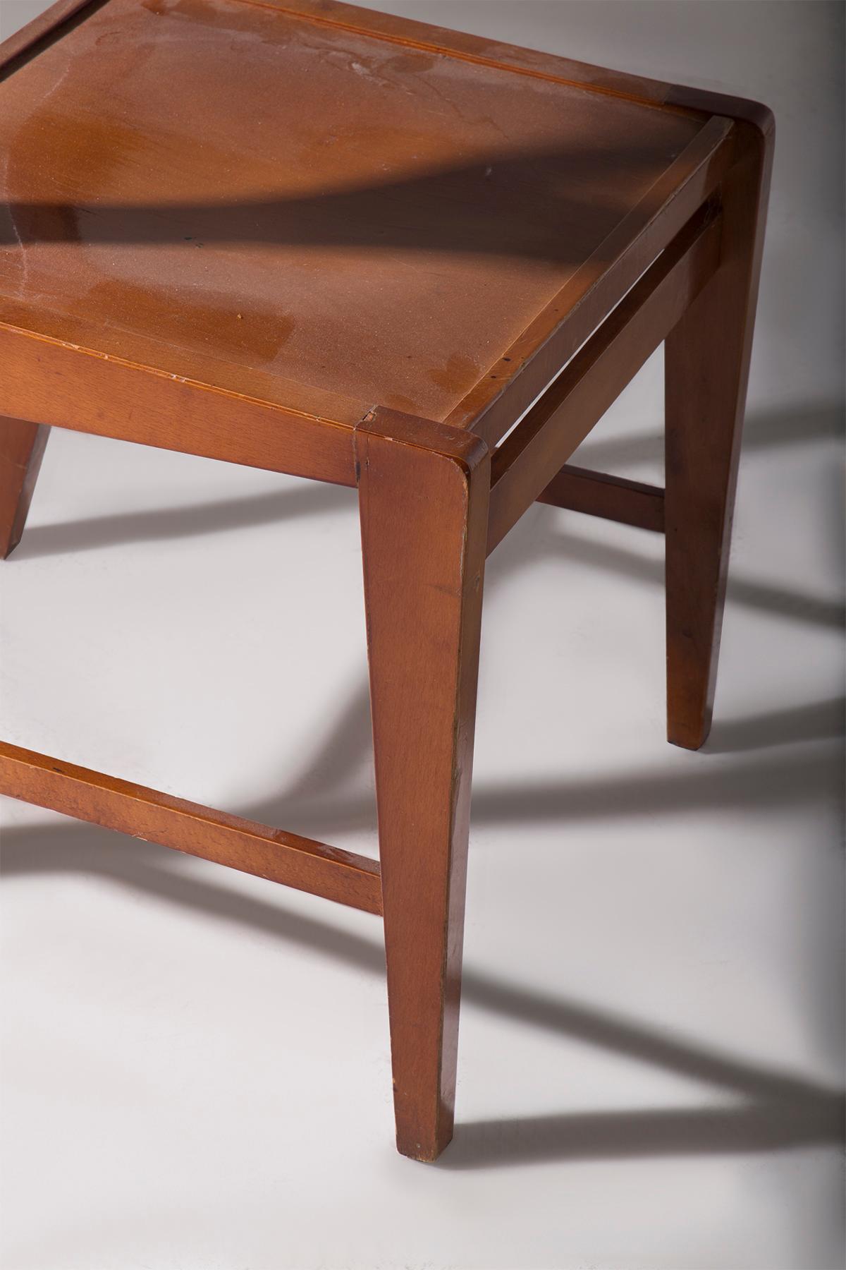Italian Paire de chaises en bois avec accoudoirs en vente